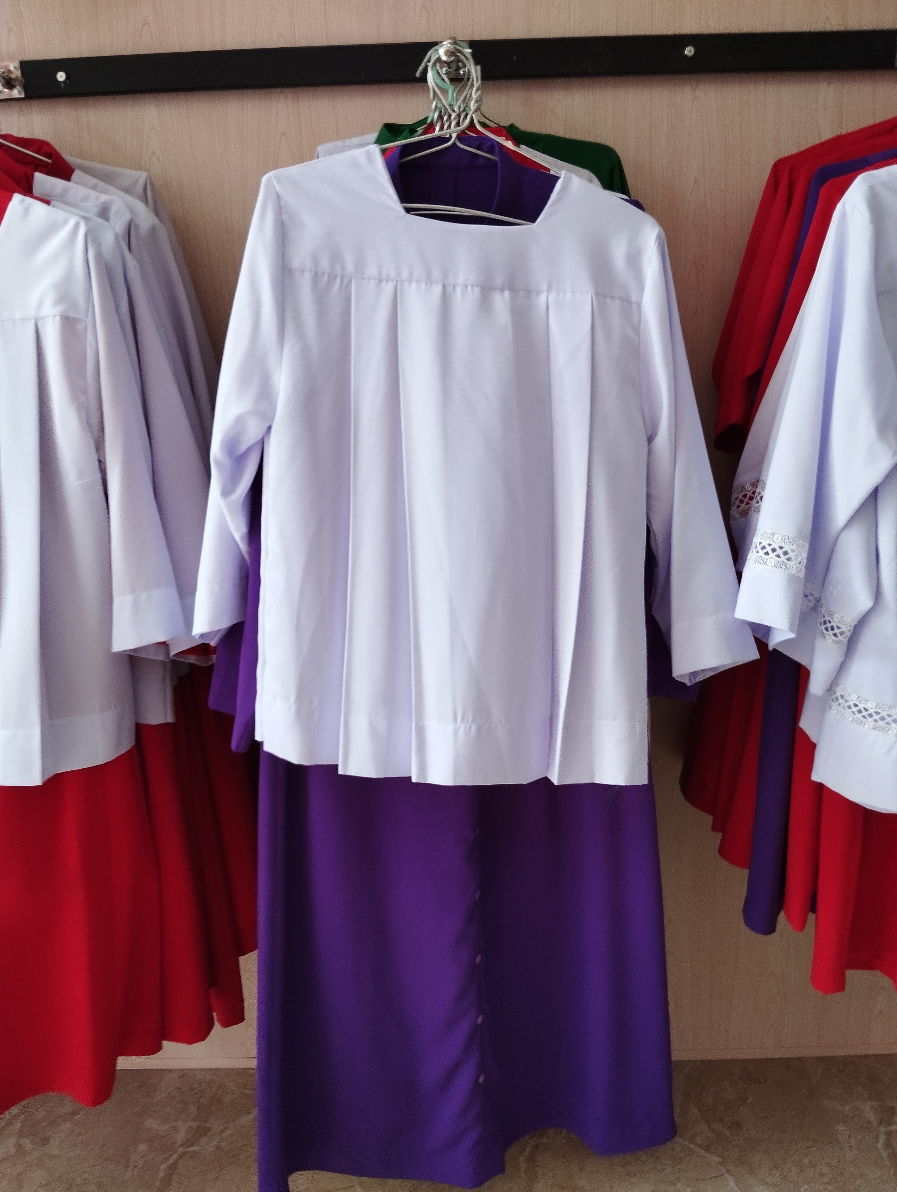 Bộ áo giúp lễ không ren màu tím - trắng PP0429-3