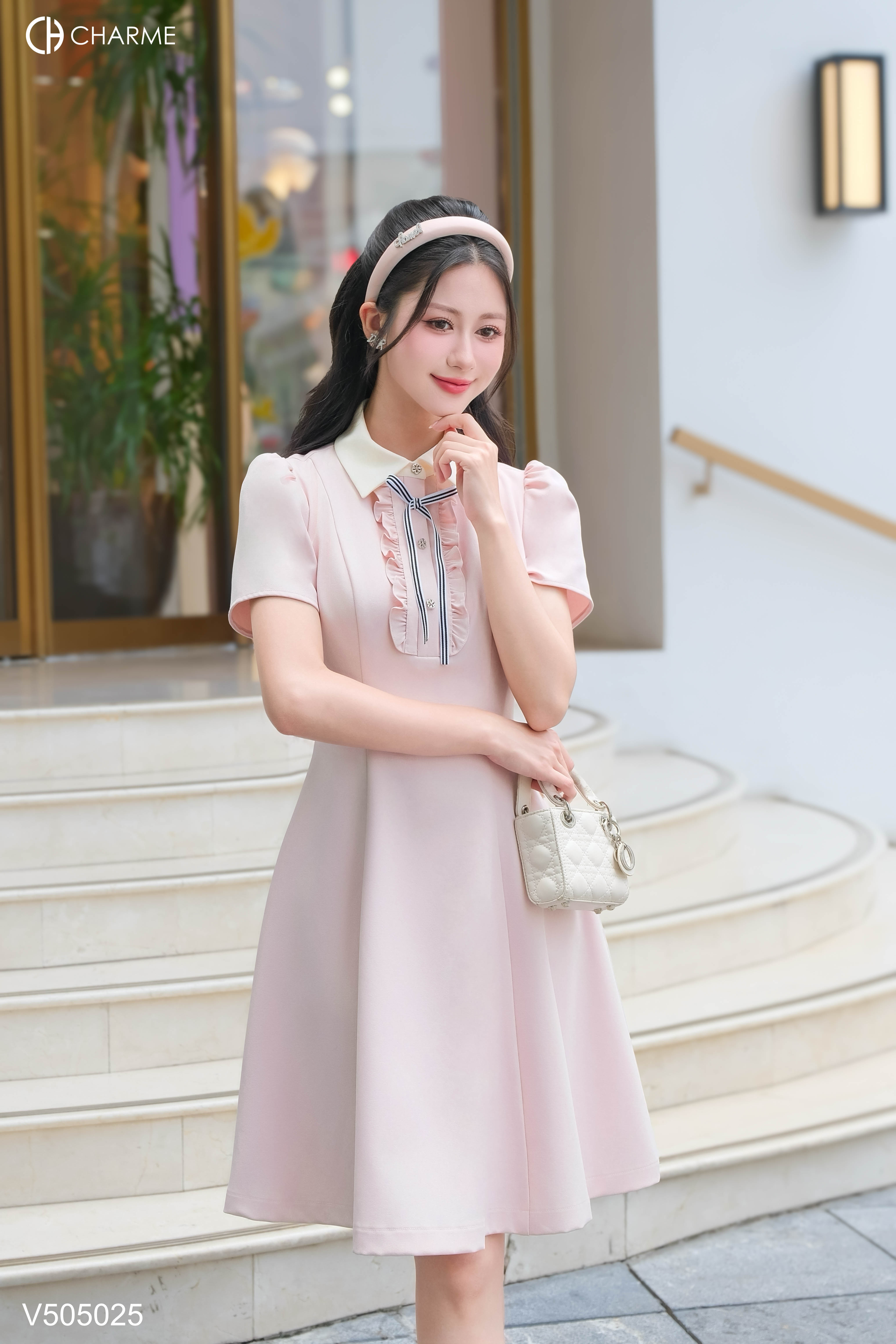 Váy ngắn tay ngực bèo_thumbnail_6