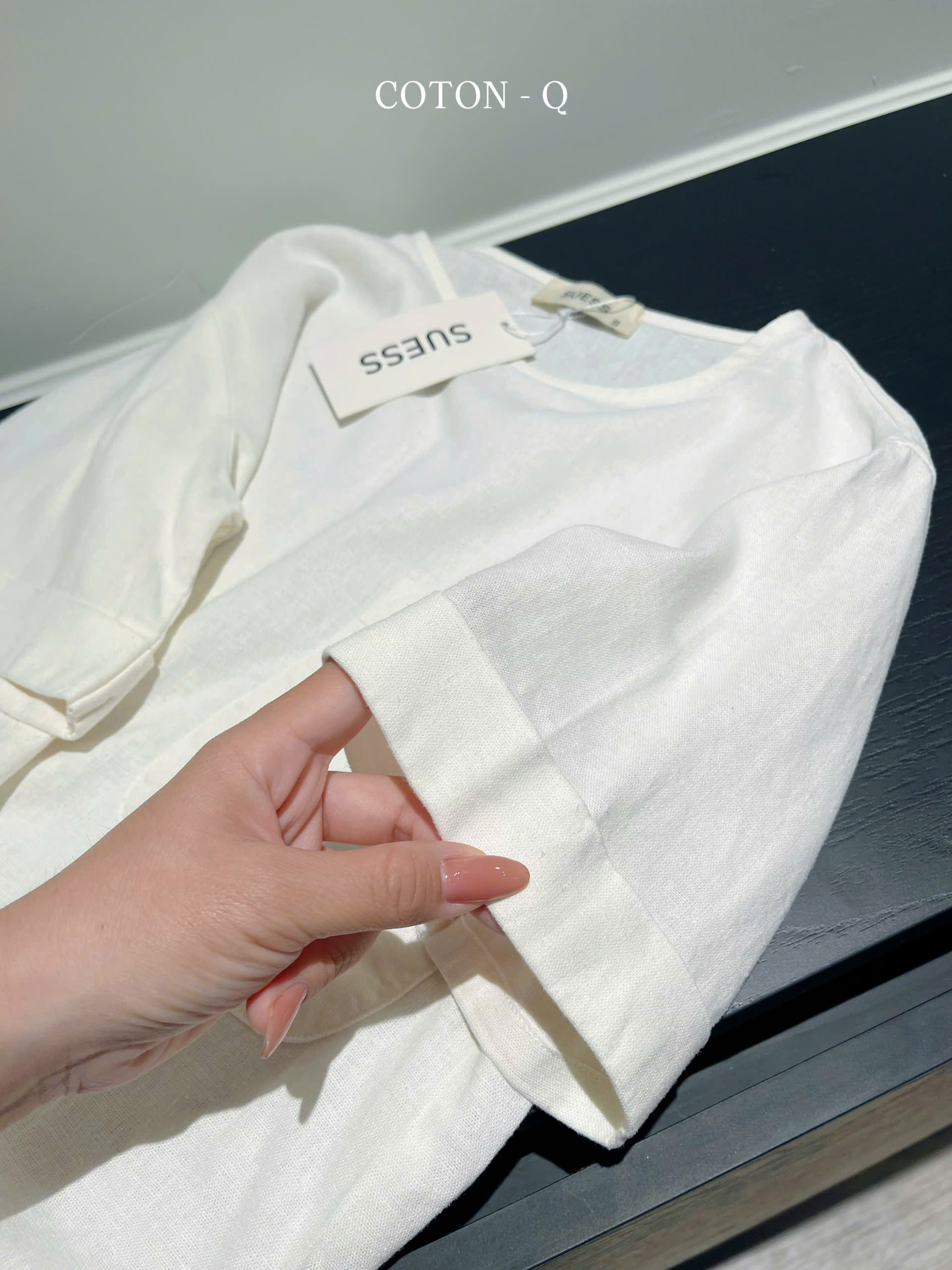 Áo thun tay ngắn Coton Q linen phối túi_thumbnail_12