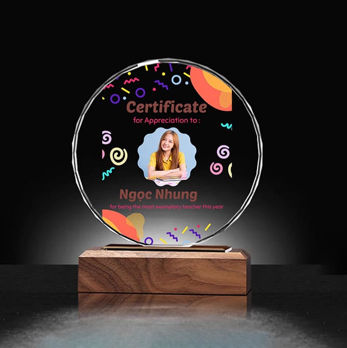 Kỷ niệm chương pha lê in ảnh _thumbnail_1