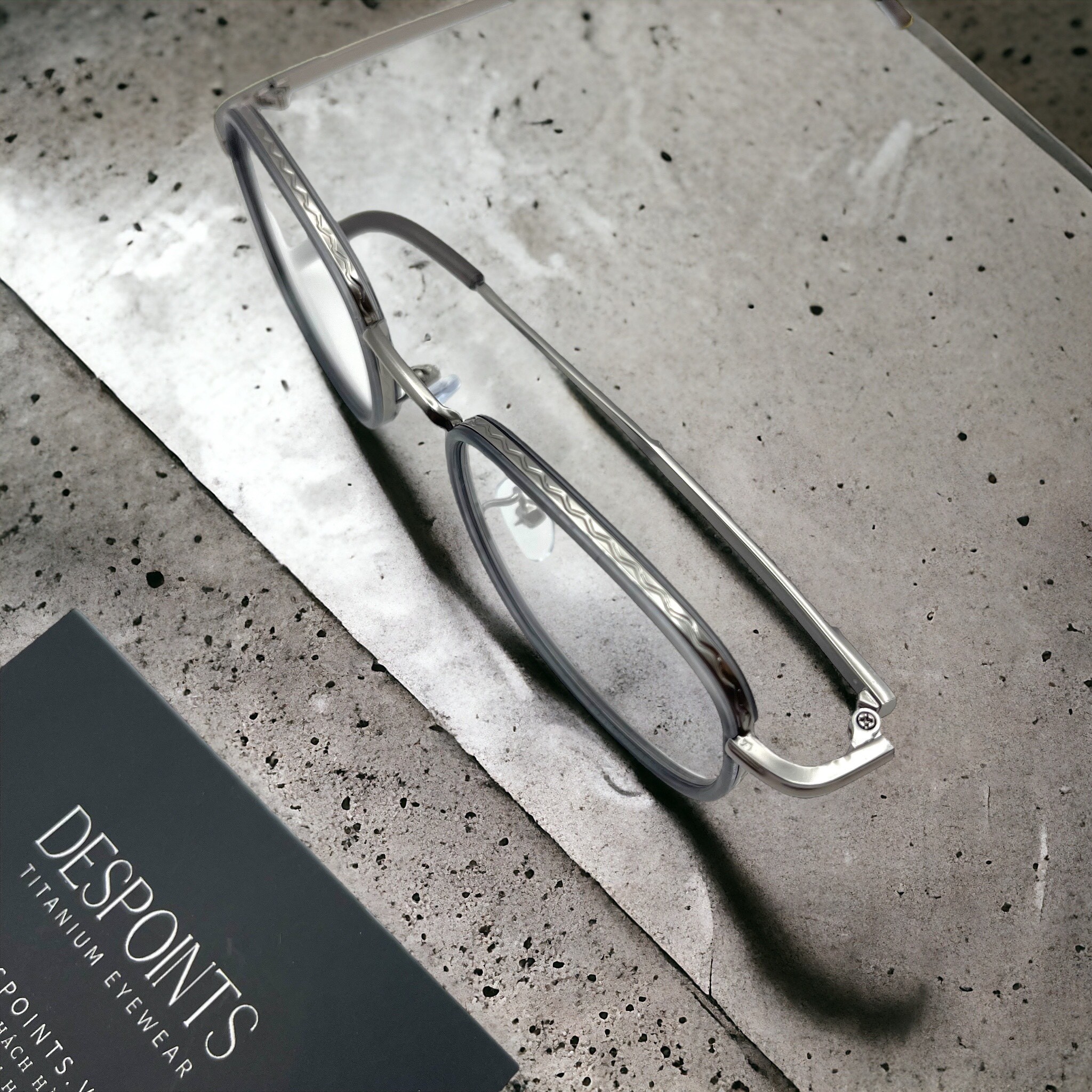 Signature Vintage DP76 Titanium Full - Unisex_thumbnail_5