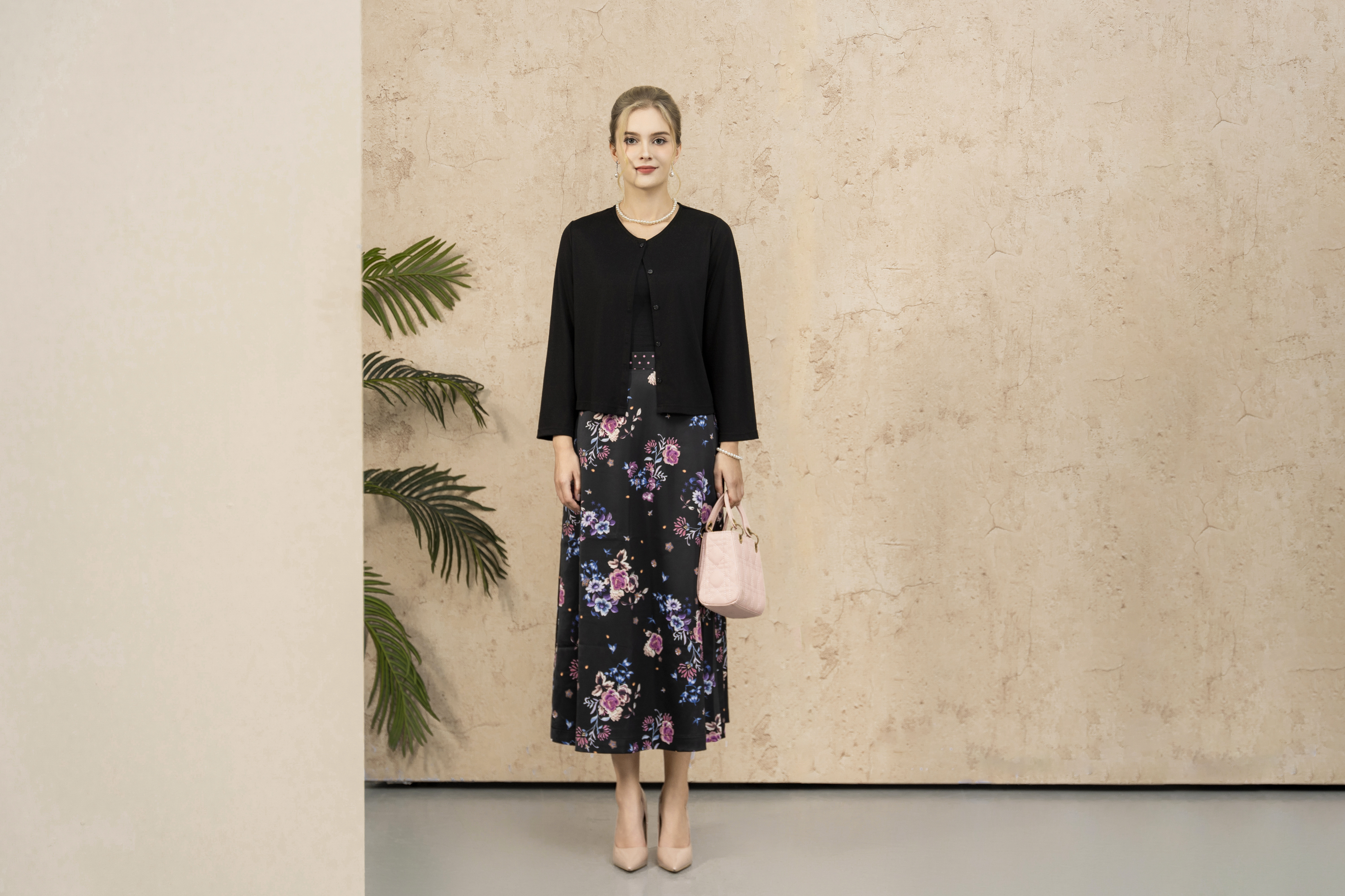 Áo cadigan cổ tròn cài khuy tay dài đến mắt cá_thumbnail_2