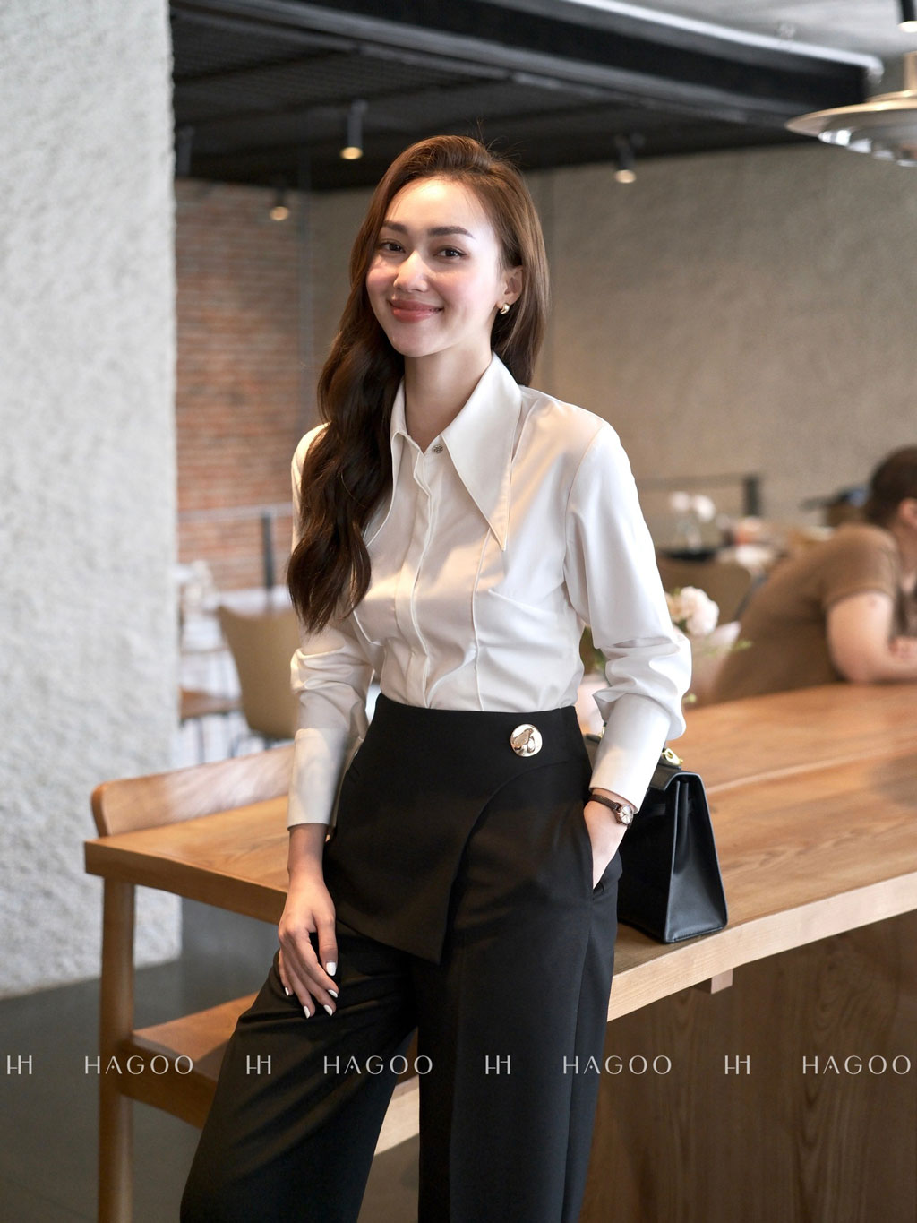 Quần suông vạt chéo cúc đồng HAGOO_thumbnail_5