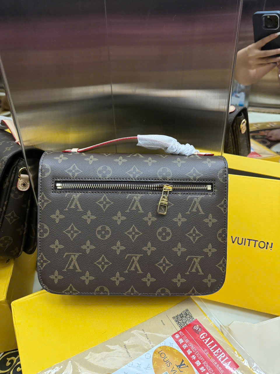 LV POCHETTE METIS new_thumbnail_2