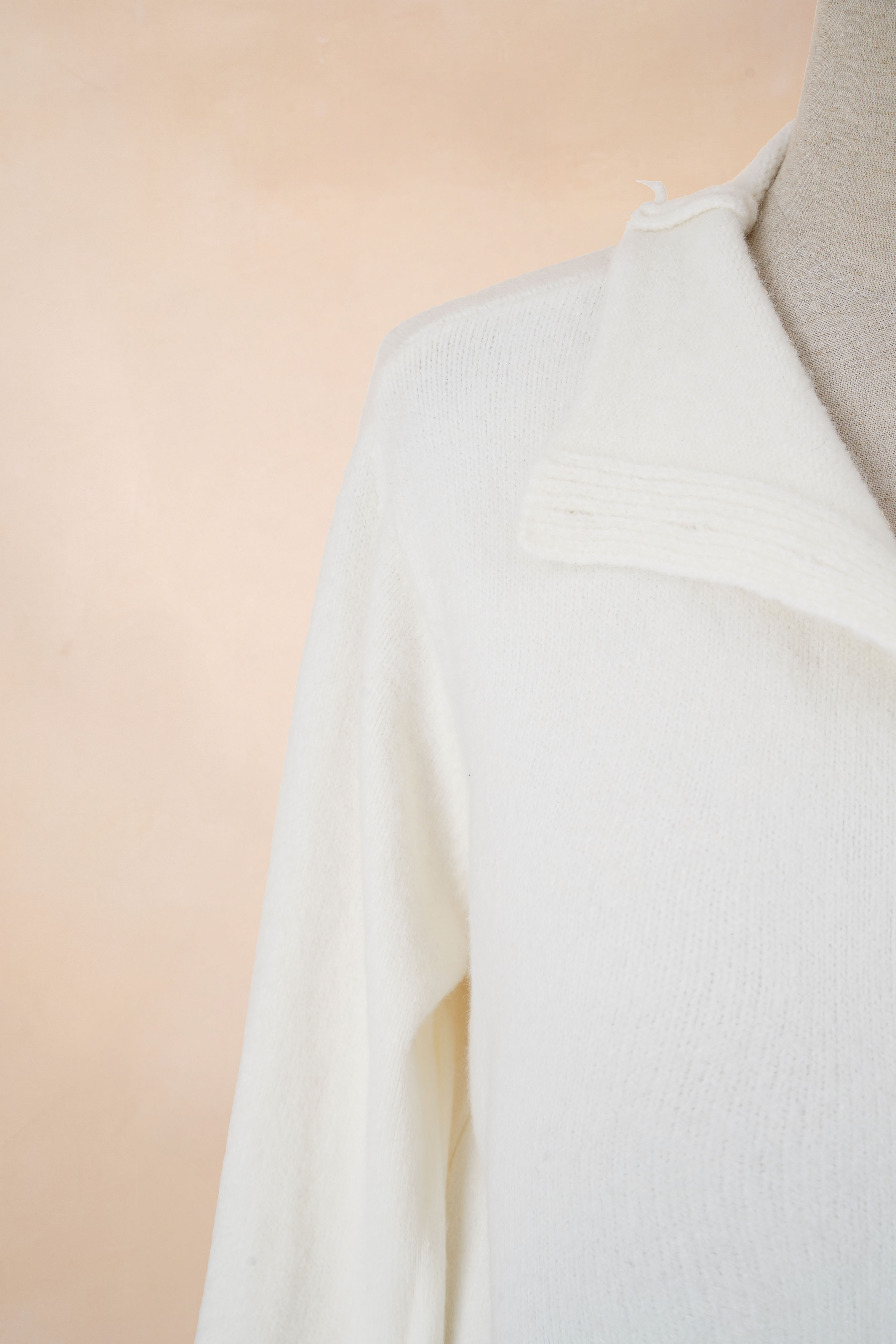 Áo Len Cổ Tròn Cúc Dọc_thumbnail_7