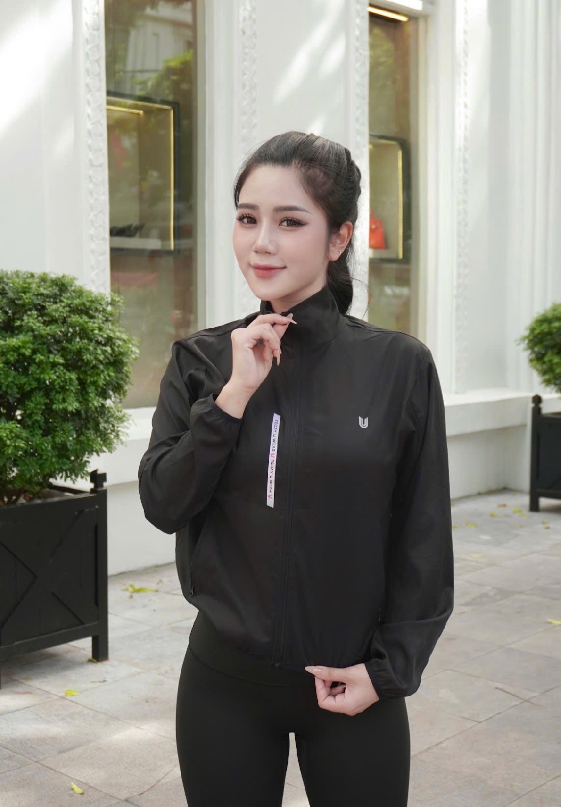 Áo khoác gió thể thao Windy Jacket