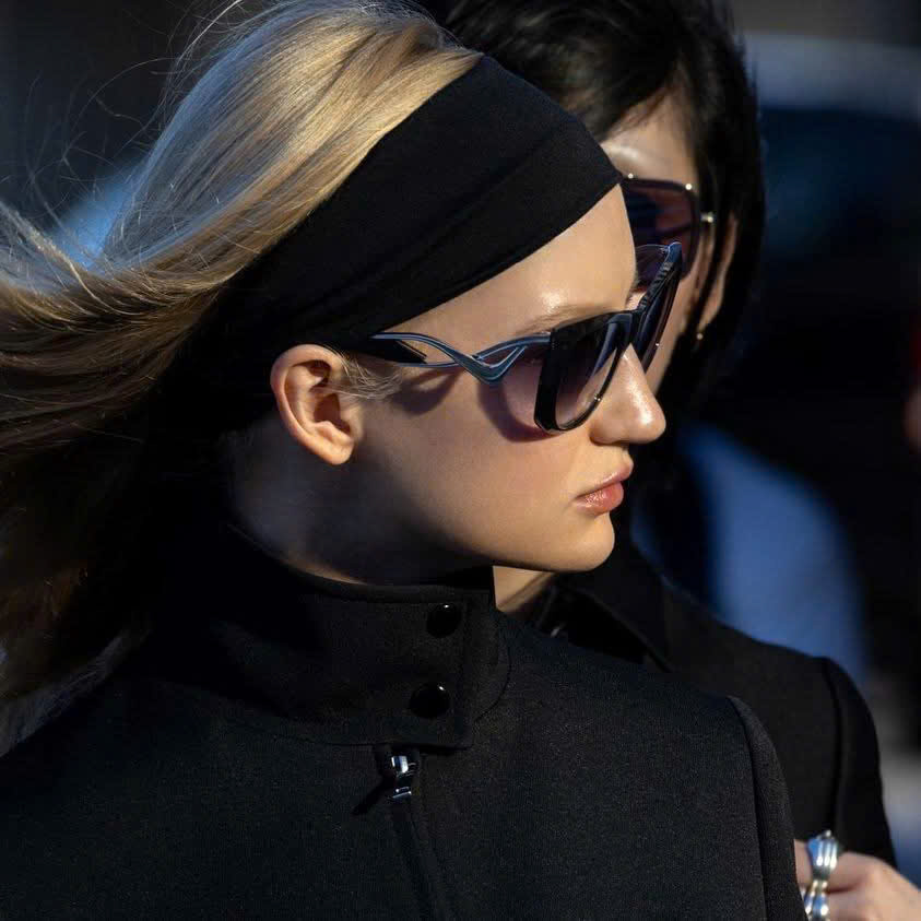 KÍNH HIỆU FULLBOX_thumbnail_9