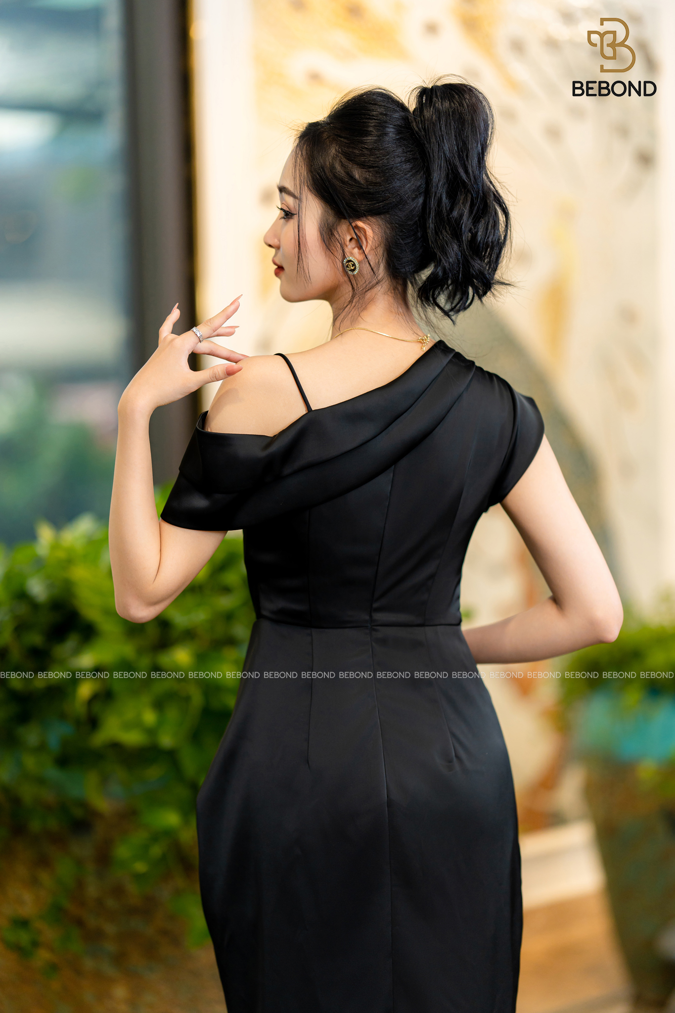 ĐẦM LỤA DỰ TIỆC MÀU ĐEN - DIAMOND DRESS