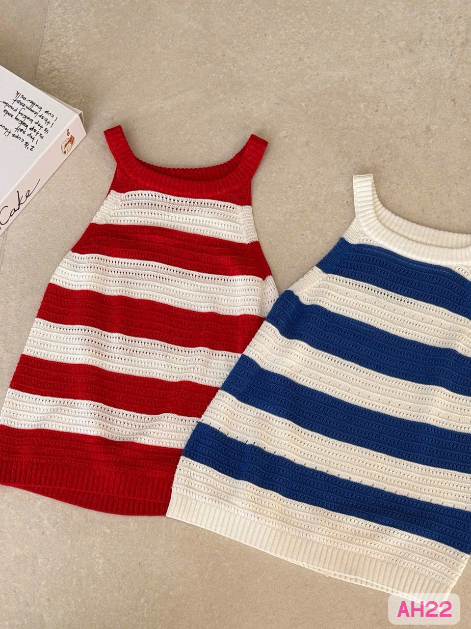AH21 - Áo len sát nách kẻ đỏ trắng hãng AH_thumbnail_1