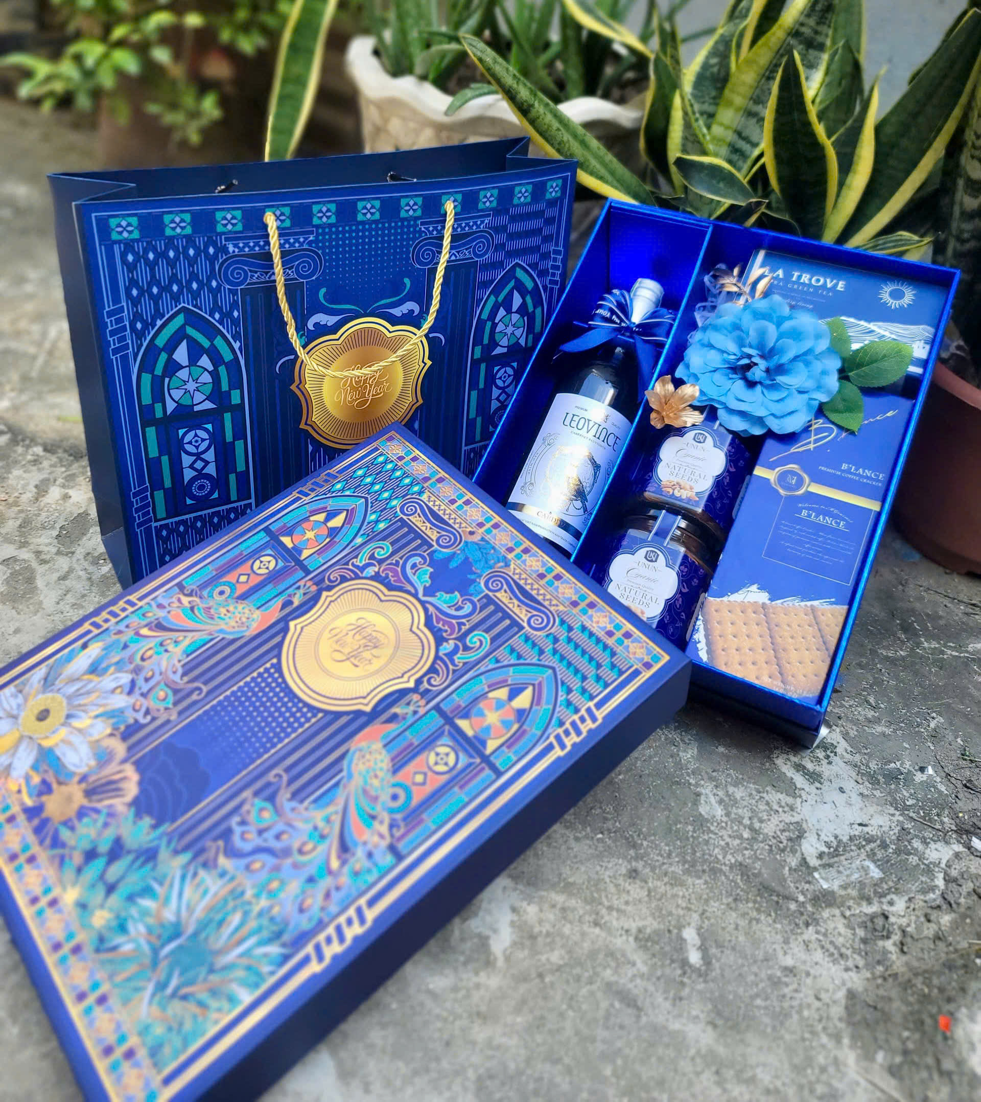 Hộp quà cứng cao cấp_thumbnail_4