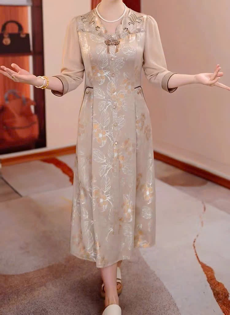 17901-Đầm suông vàng kem tay lửng cổ tàu in hoa ( lụa)_thumbnail_0