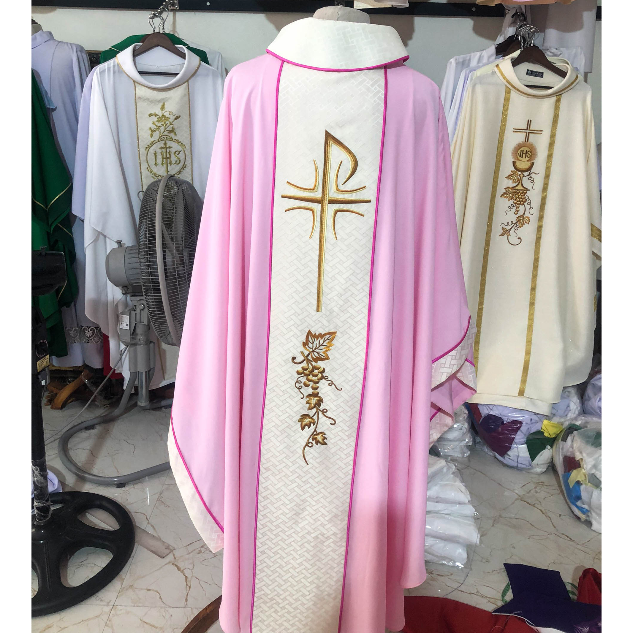 Áo lễ linh mục màu hồng - Qùa tặng tân linh mục - Qùa tặng cha xứ