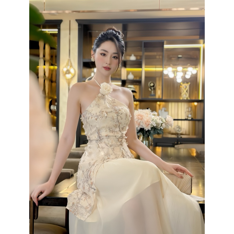 Đầm yếm hoa nổi xẻ vạt, váy cổ yếm đính hoa nữ tính thanh lịch Loga store - L222