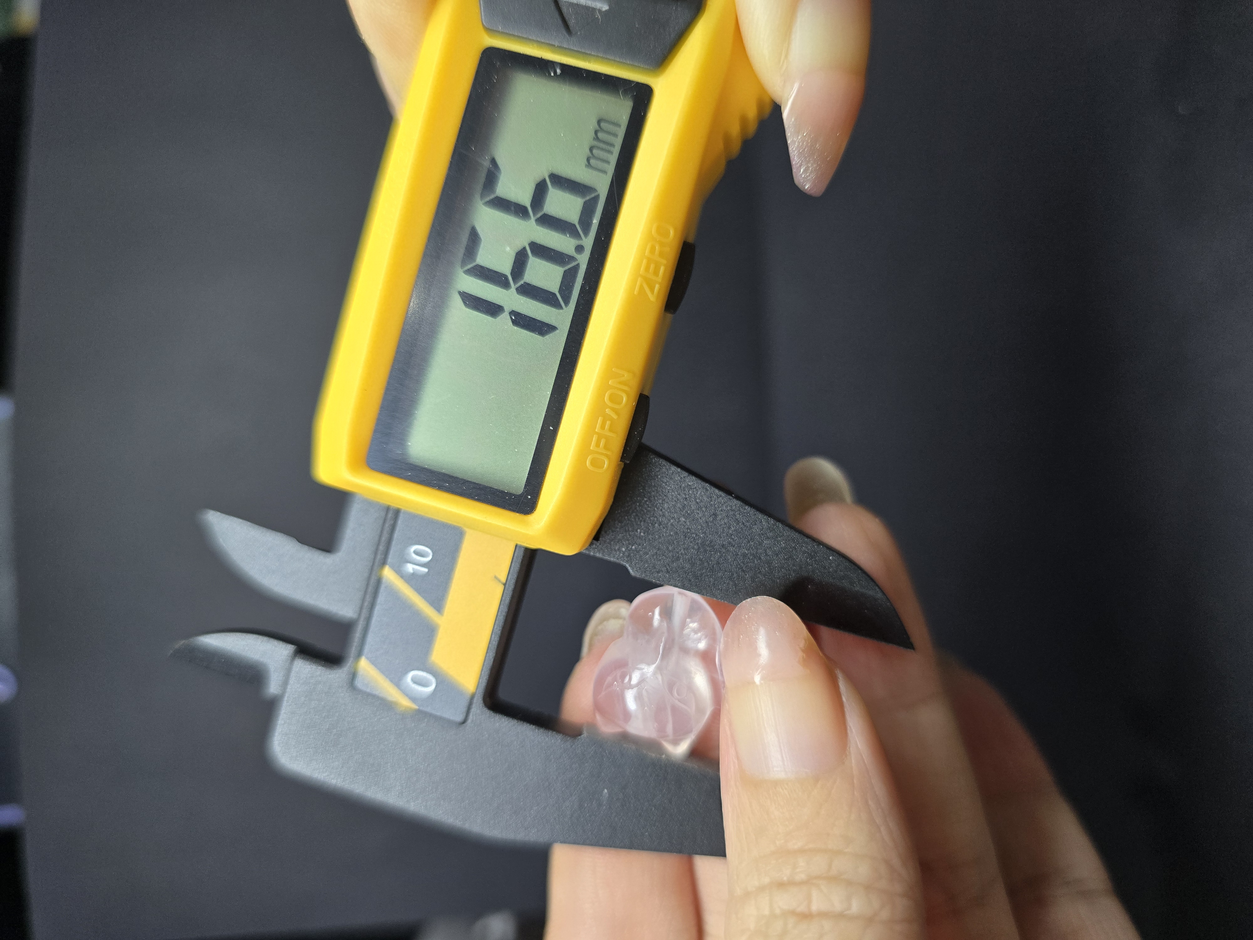 Charm Hạt Lẻ Thạch Anh Hồng - Hồ Ly Nhất Vỹ Dẹt (Đã Xỏ Lỗ - Bán Lẻ 1 Viên)_thumbnail_3