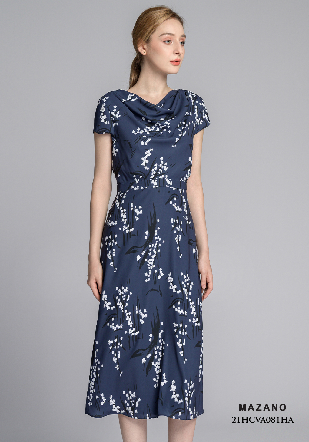 Váy xanh than họa tiết hoa chuông cổ đổ_thumbnail_3