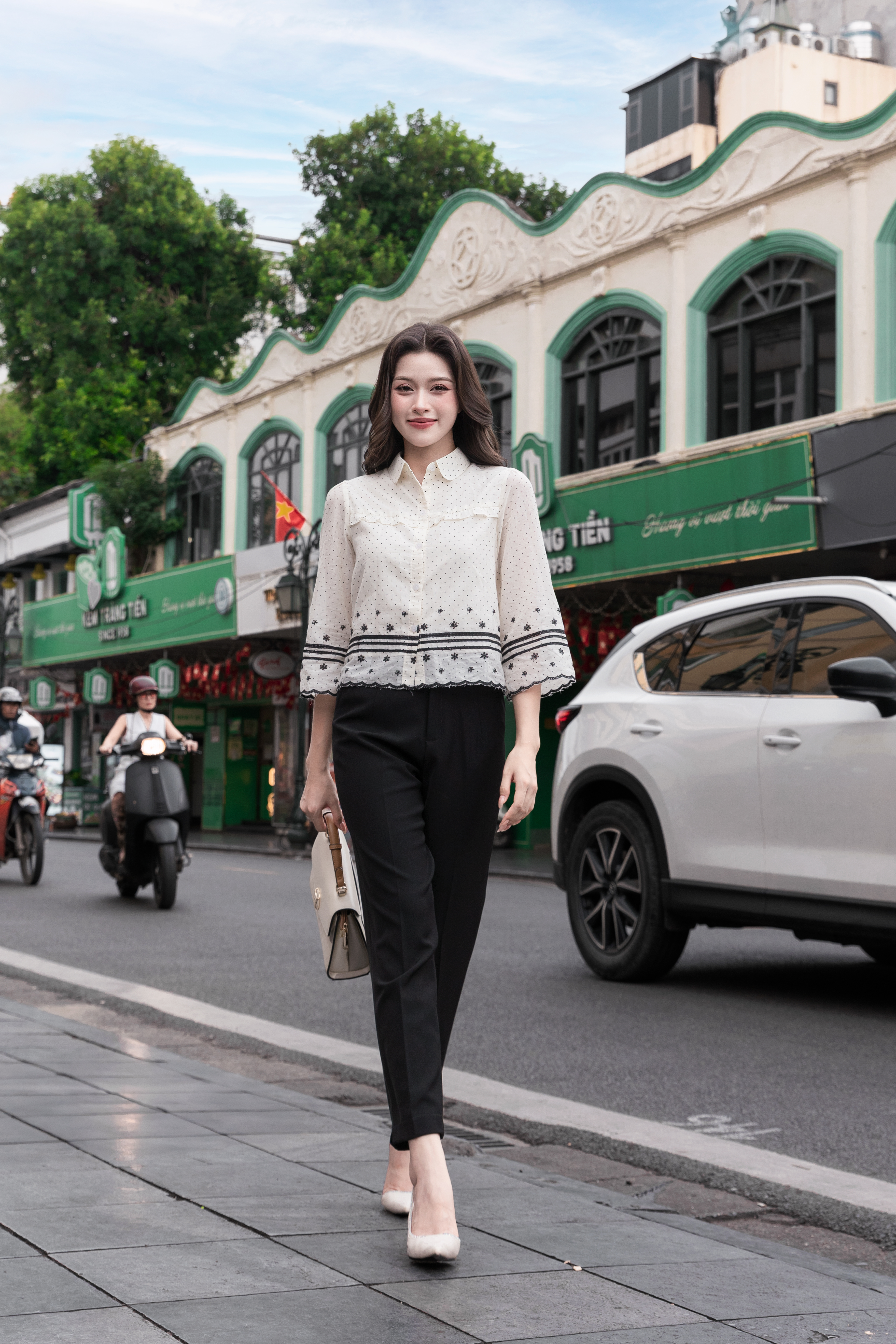 Áo sơ mi chấm bi kem A4210_thumbnail_3