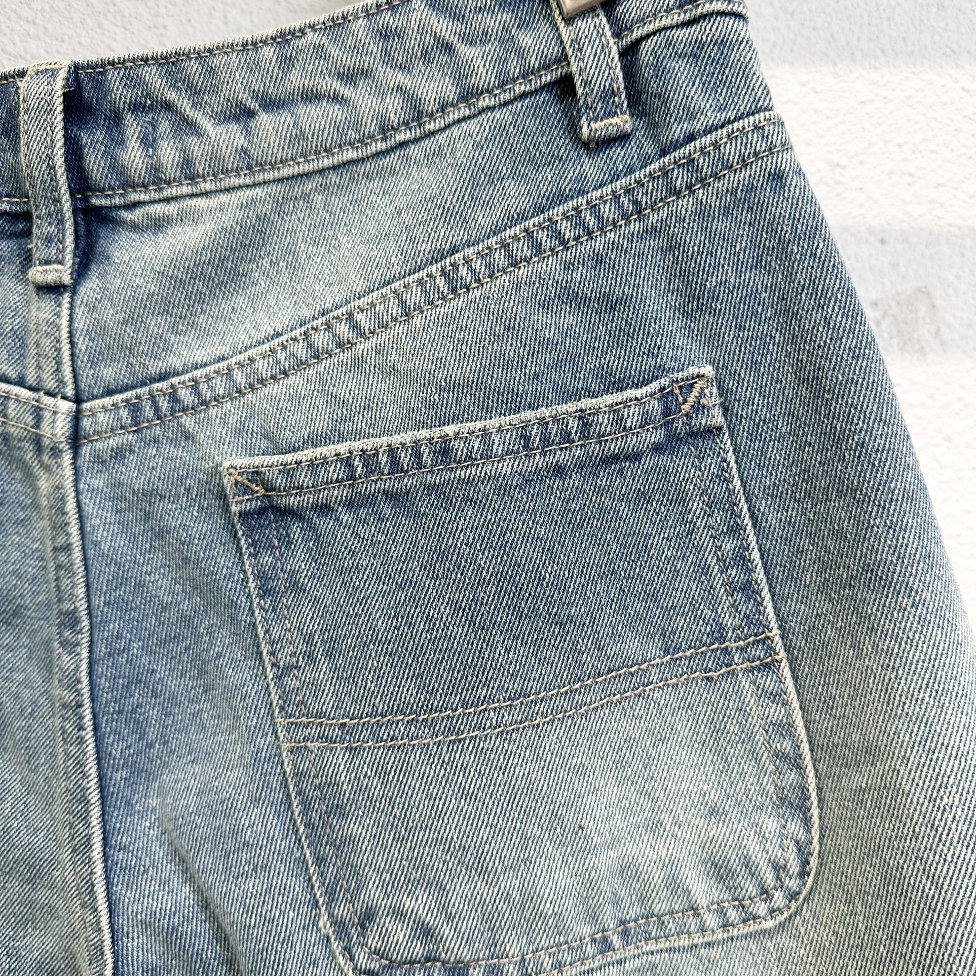 QUAN JEAN BERSHKA_thumbnail_7