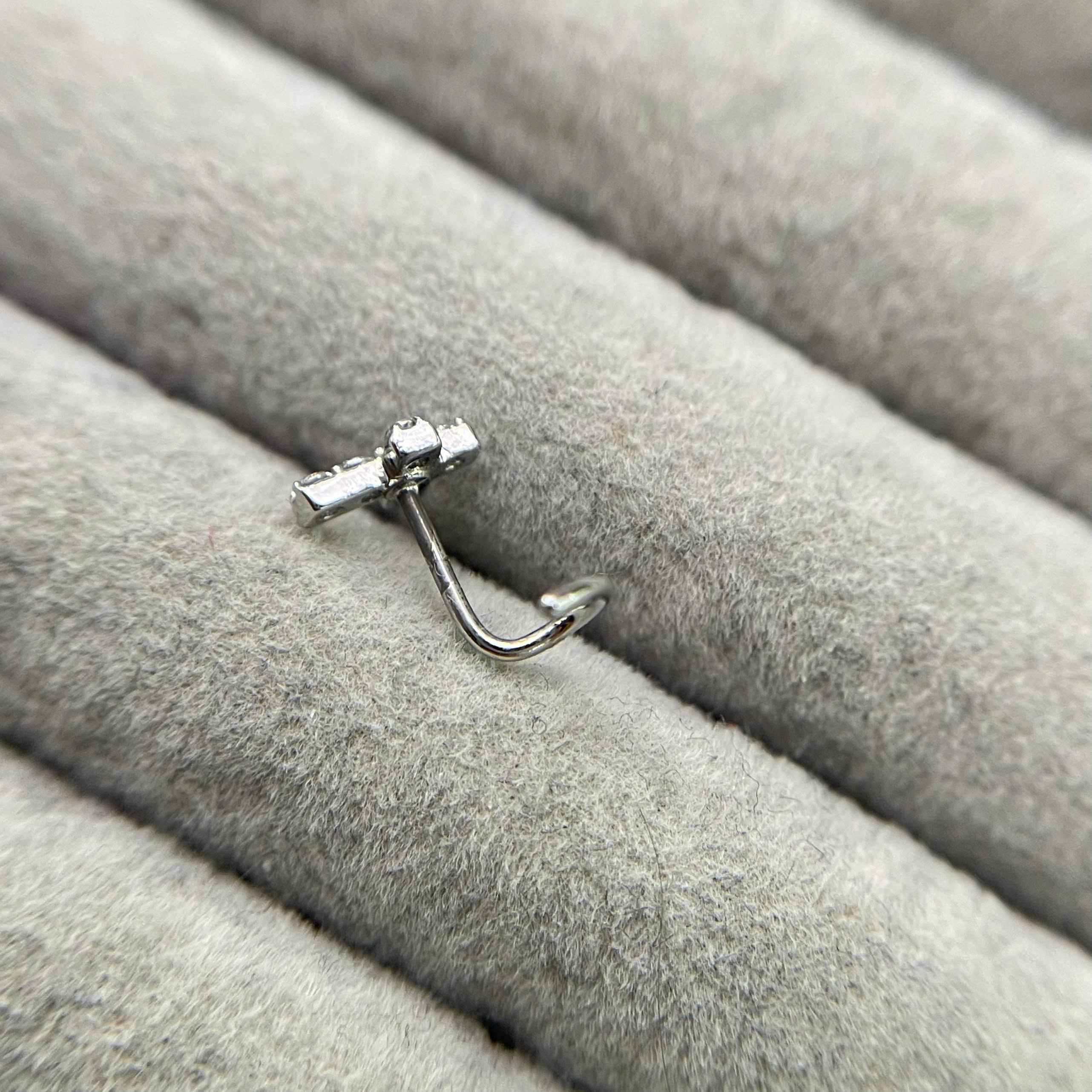 mũi C thánh giá đính full kim cương_thumbnail_1