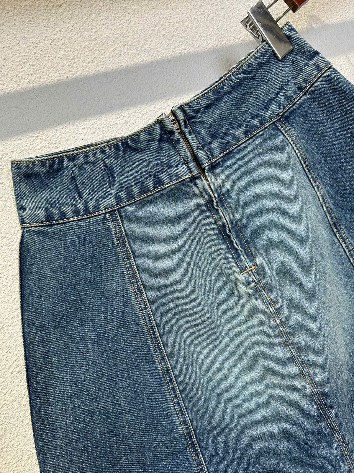 CHAN VAY THEORLAT_thumbnail_10