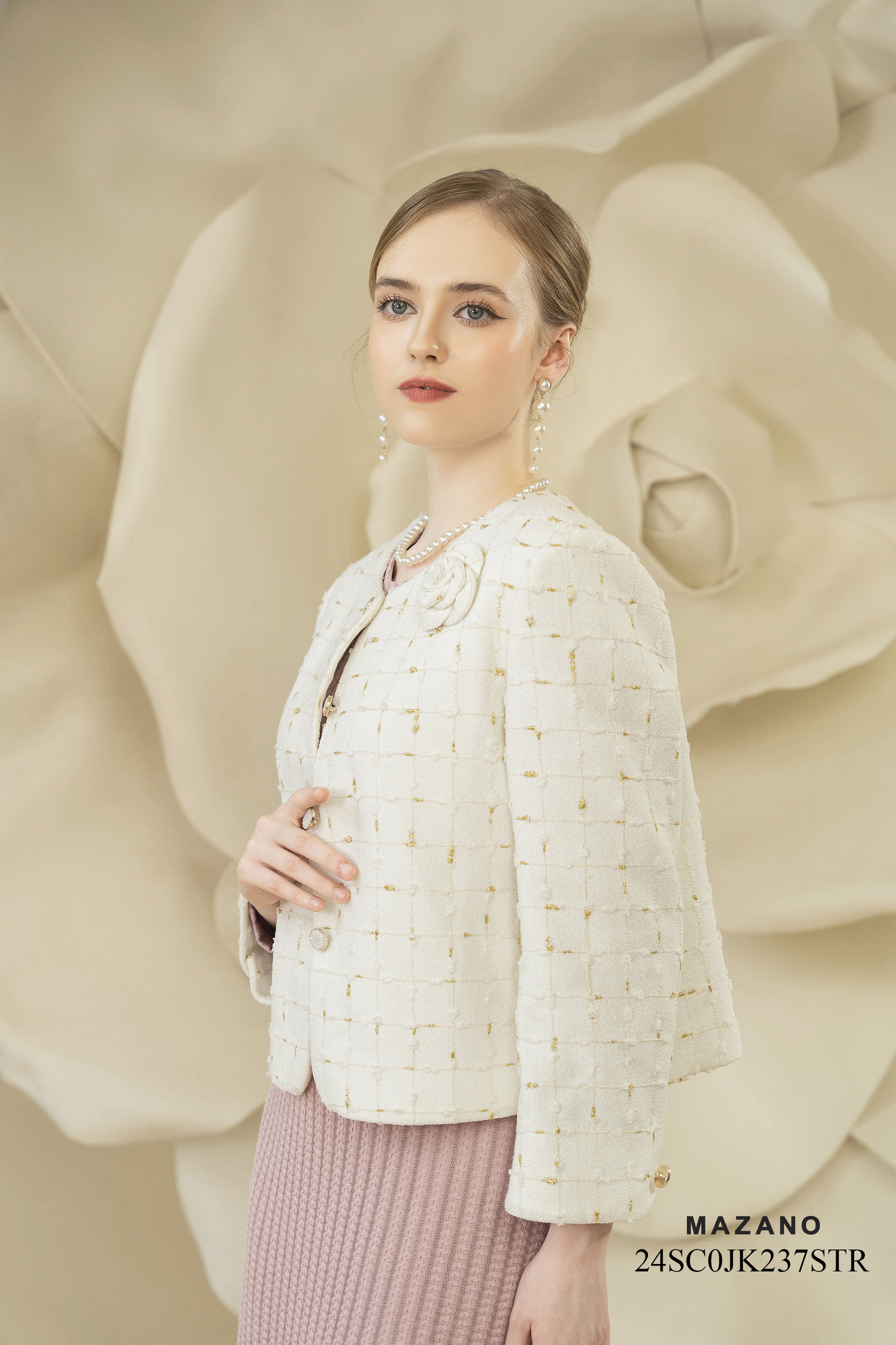 Áo khoác ngắn Suông Vải dạ tweed Họa tiết kẻ Đính hoa thủ công Dài dưới eo_thumbnail_3