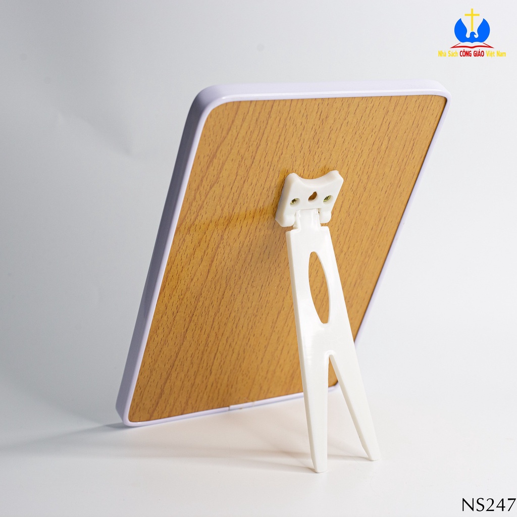 Khung ảnh Đức Mẹ Maria 15x22cm để bàn, treo tường NS247-5 - Quà tặng Công Giáo, lễ quan thầy, sinh nhật_thumbnail_1
