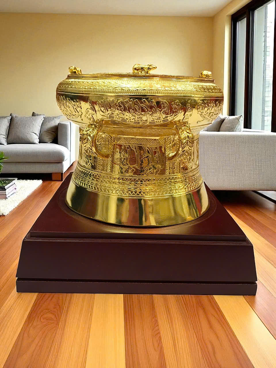 Quả trống đồng mạ vàng