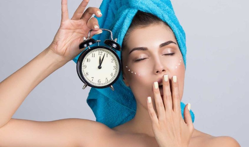 Chăm sóc da ban đêm đúng cách: Thời điểm vàng giúp da tái tạo và phục hồi tối ưu