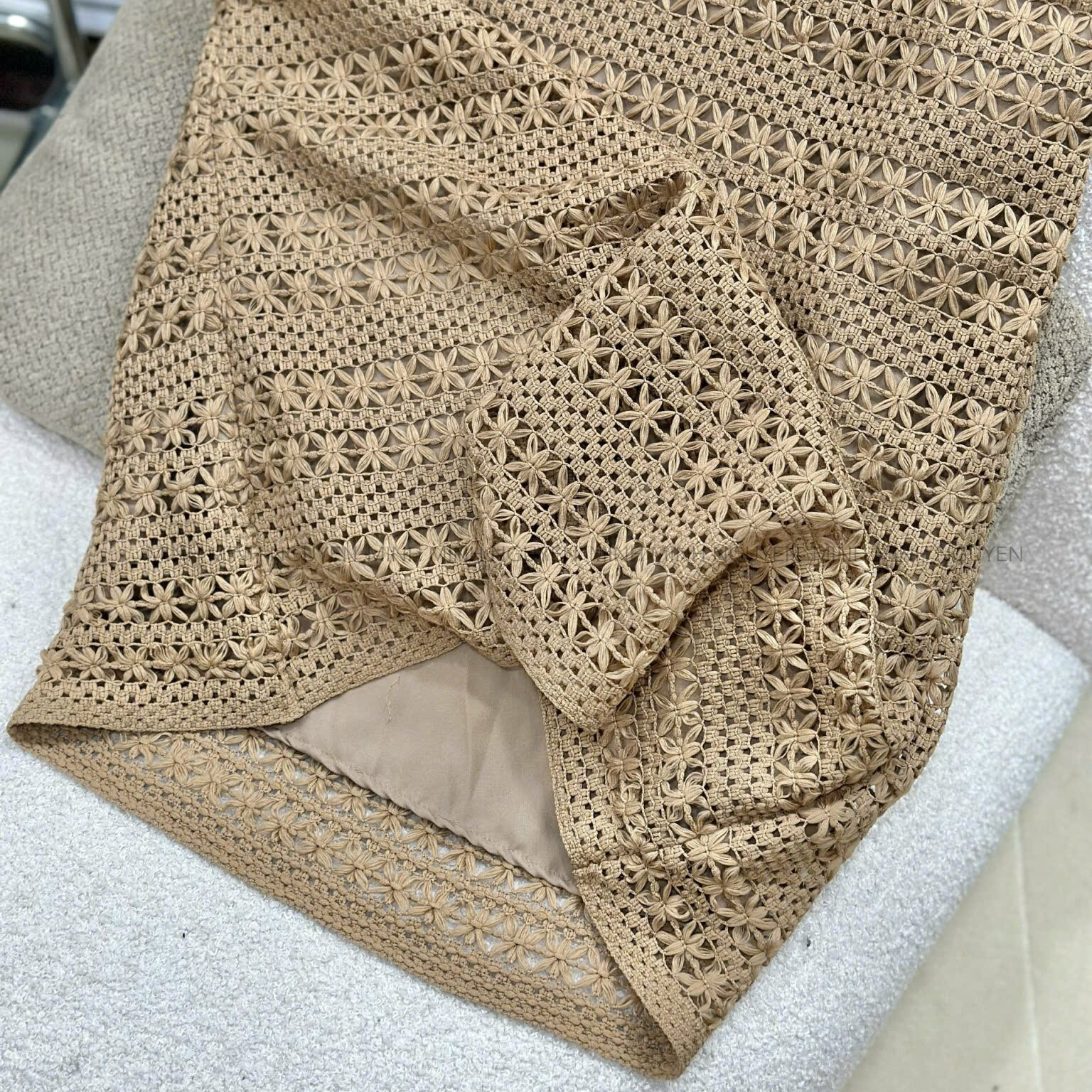 DAM HOBBS_thumbnail_5