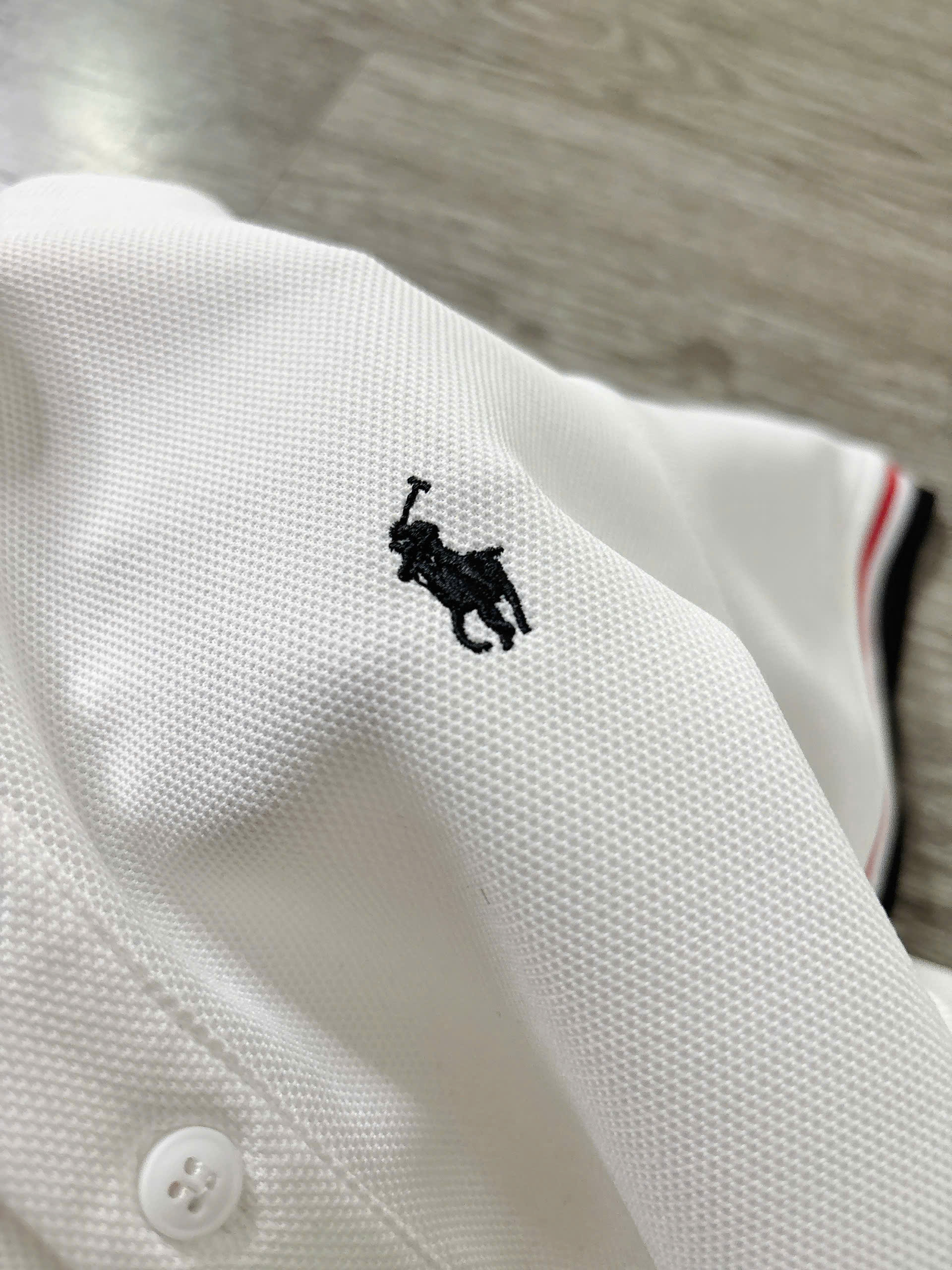 A13 ÁO THUN TRẮNG_thumbnail_6