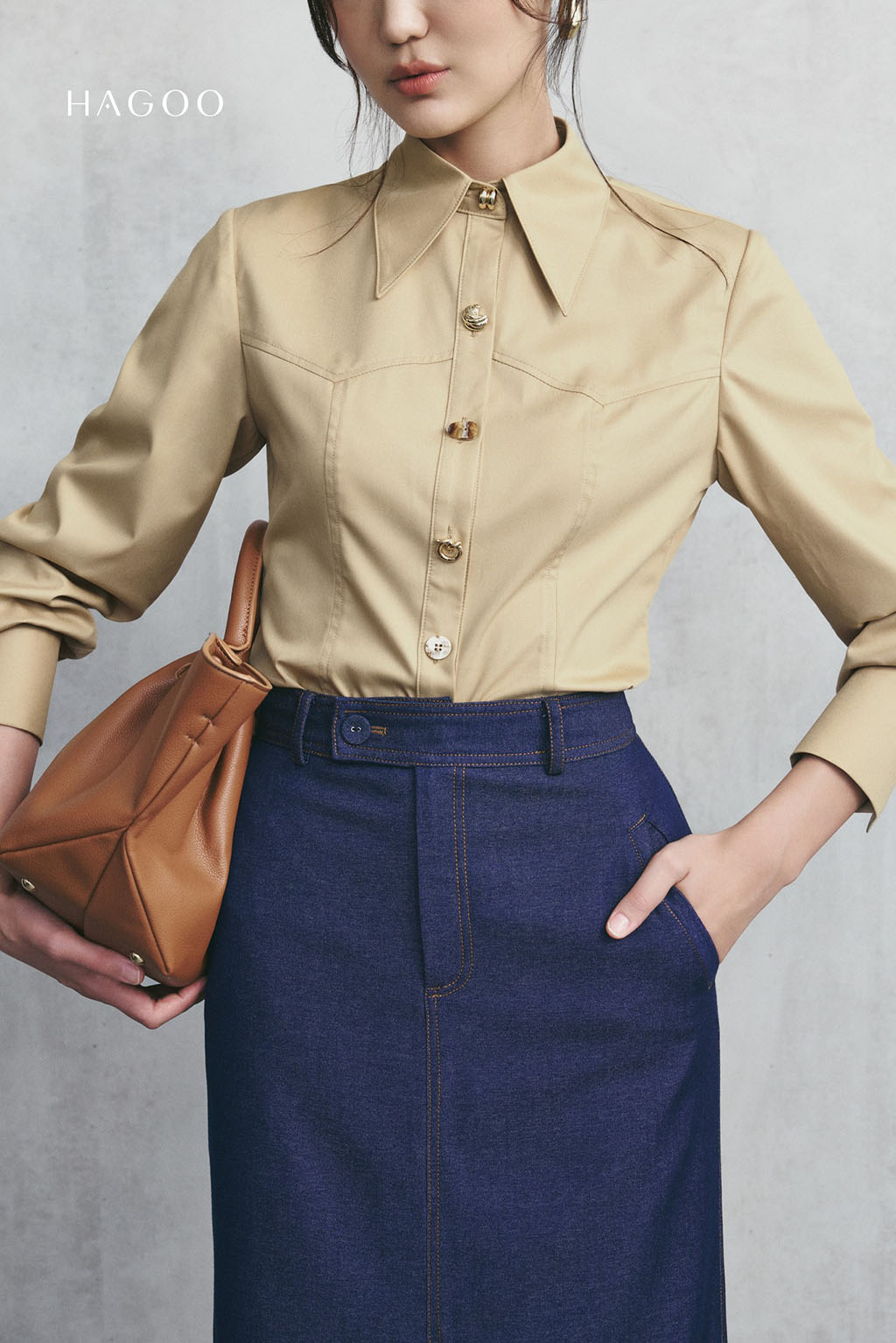 Chân váy Denim suông cạp bản to HAGOO_thumbnail_3