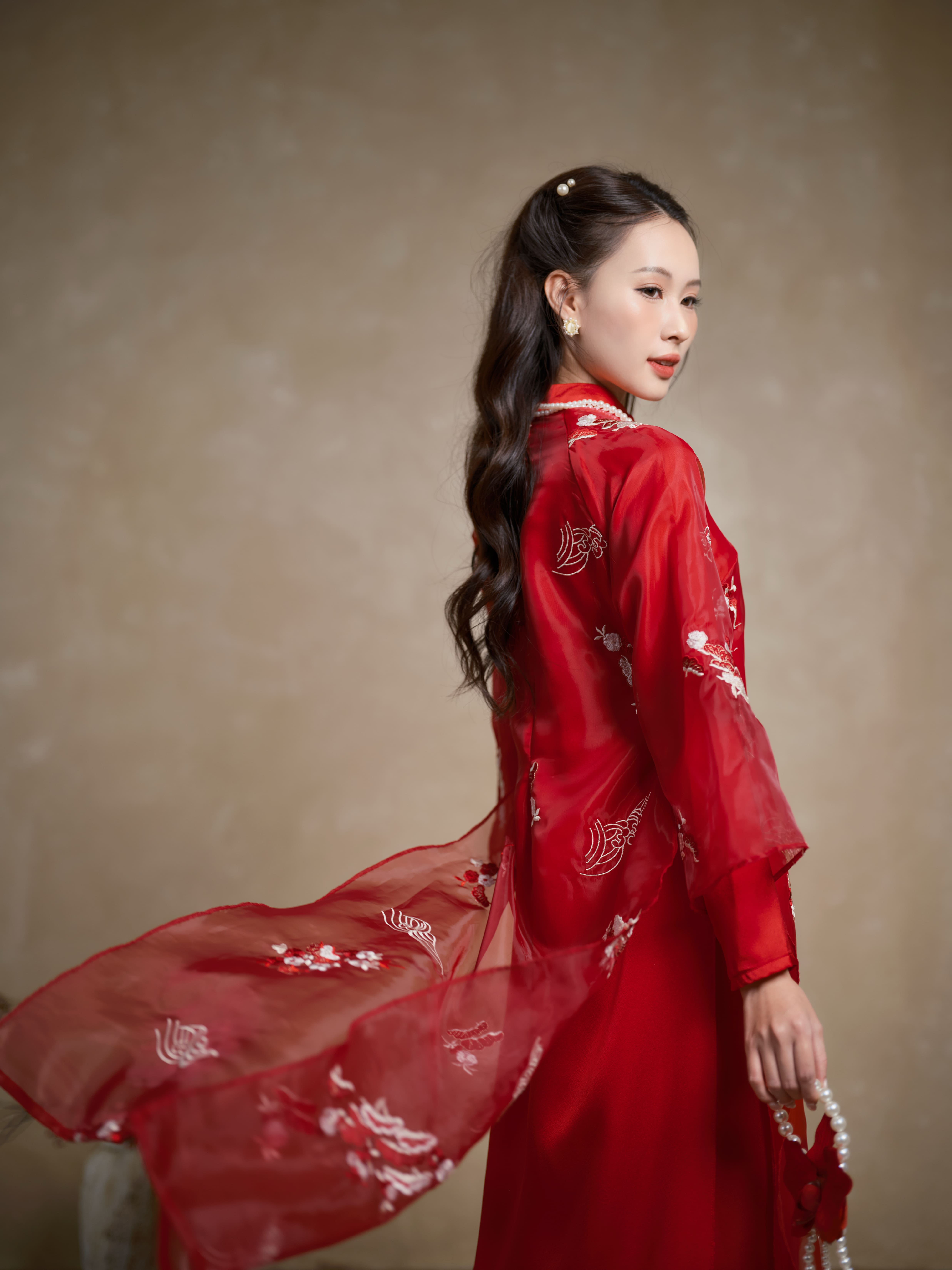 Áo dài Khuynh Sắc_thumbnail_3