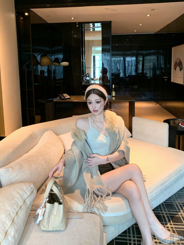 Áo Choàng Lông Cổ Thanh Lịch Cổ Điển_thumbnail_3