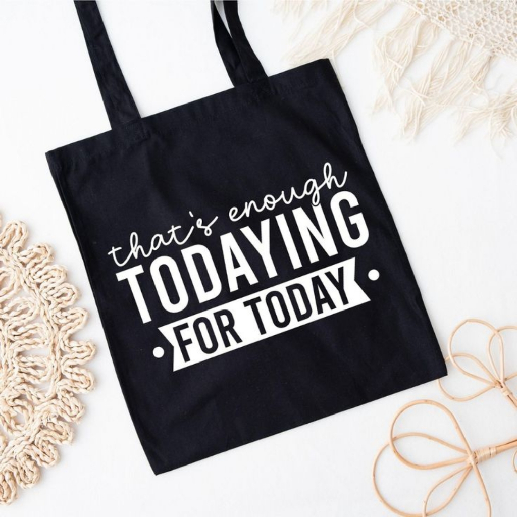Túi tote màu đen mẫu chữ đơn giản - Túi tote vải canvas 33x37 có khóa kéo đựng vừa A4, laptop Loza TOTE19_thumbnail_18