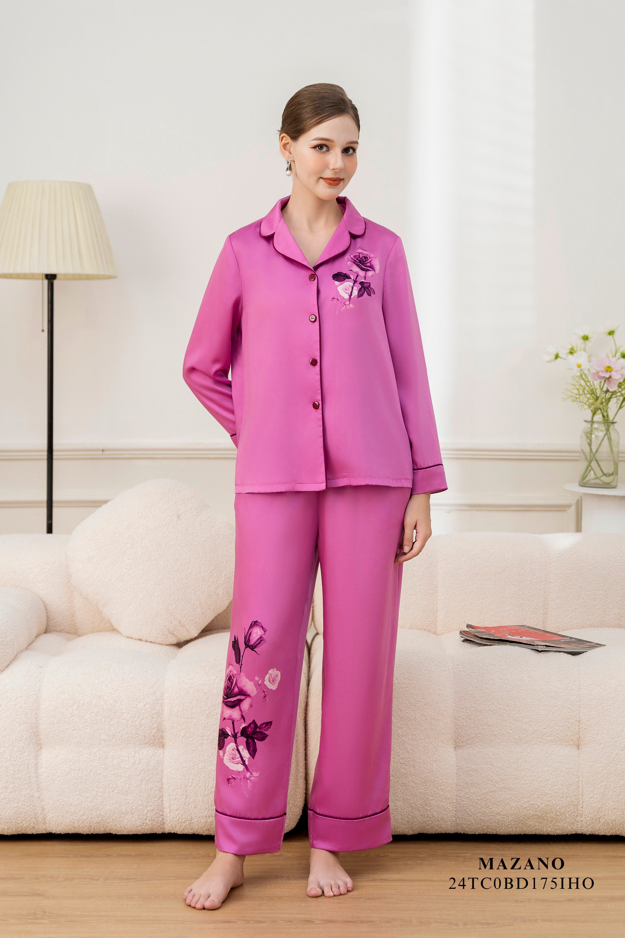 Bộ mặc nhà Vải lụa dày Hoạ tiết hoa hồng cách điệu Cổ bẻ Tay dài Dài đến đến mắt cá chân