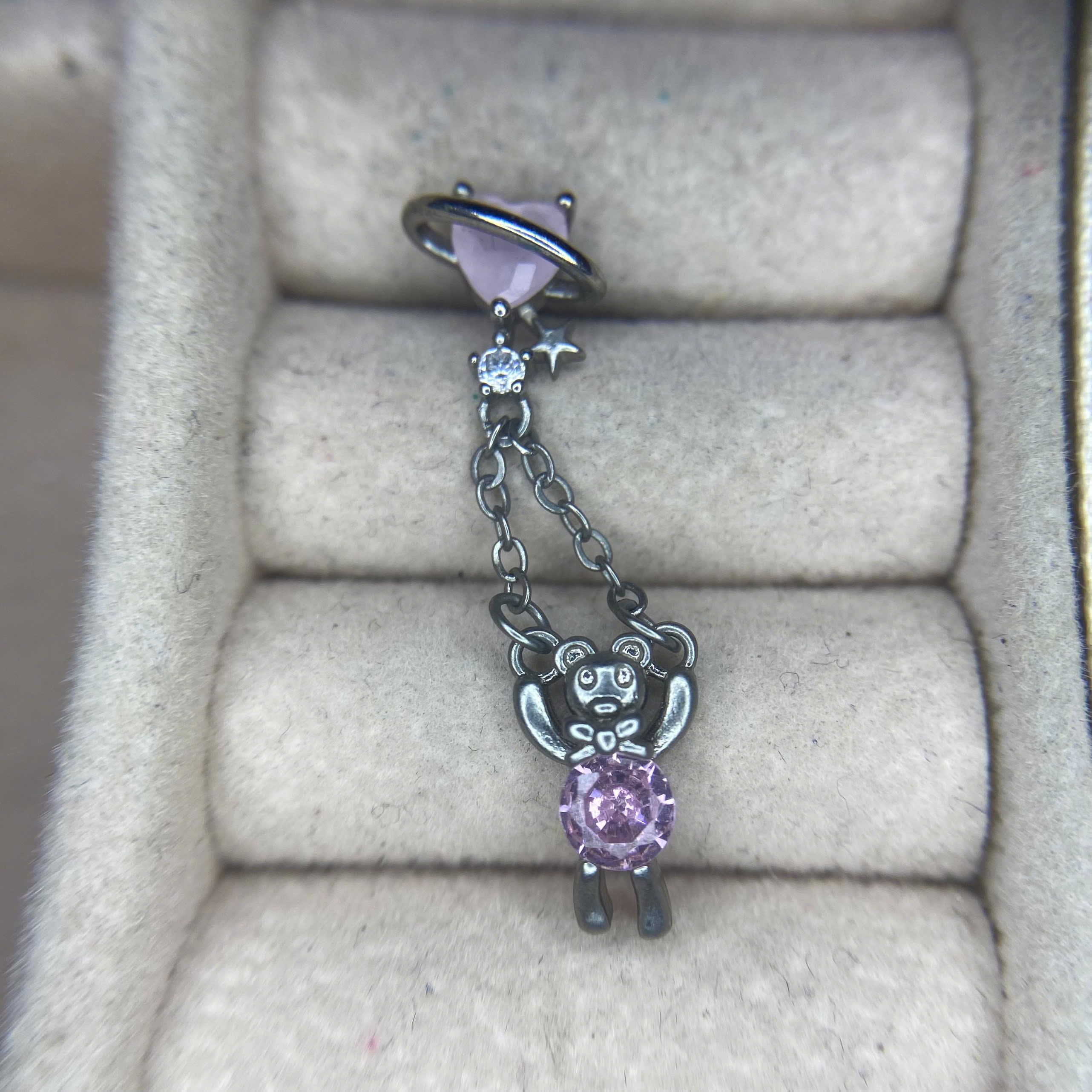 Khuyên kiểu xích rơi gấu kim cương hồng 80 18.