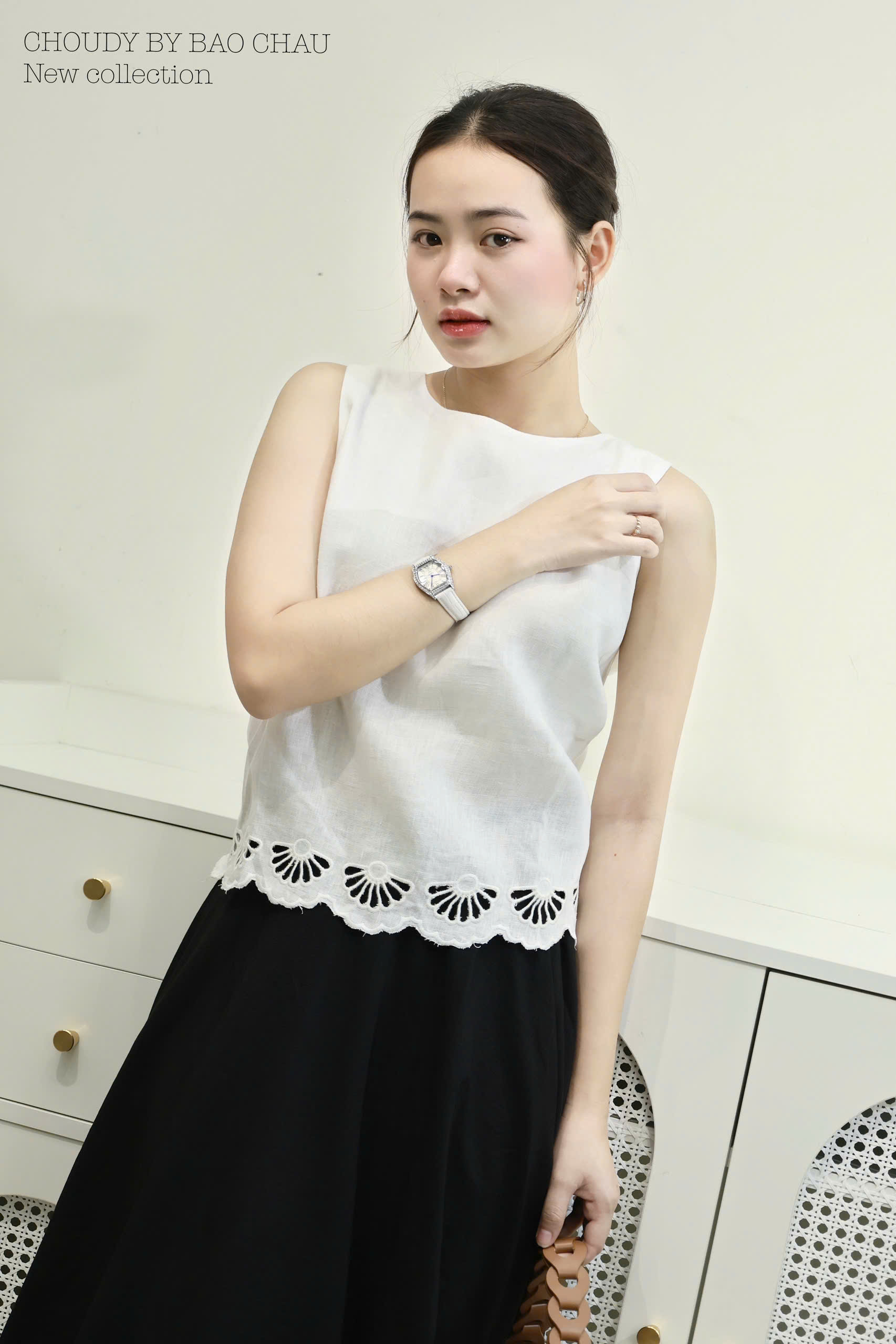 A445 ÁO KIỂU LINEN SN TRẮNG_thumbnail_17