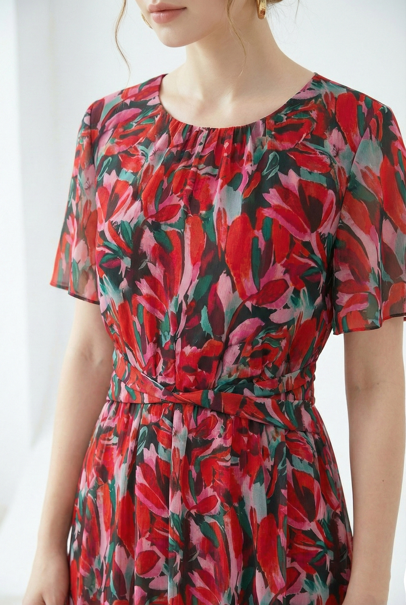 Đầm maxi vải voan chiffon đỏ in họa tiết cách điệu dáng ôm chân rủ cổ tròn tay ngắn thiết kế MAZANO_thumbnail_5