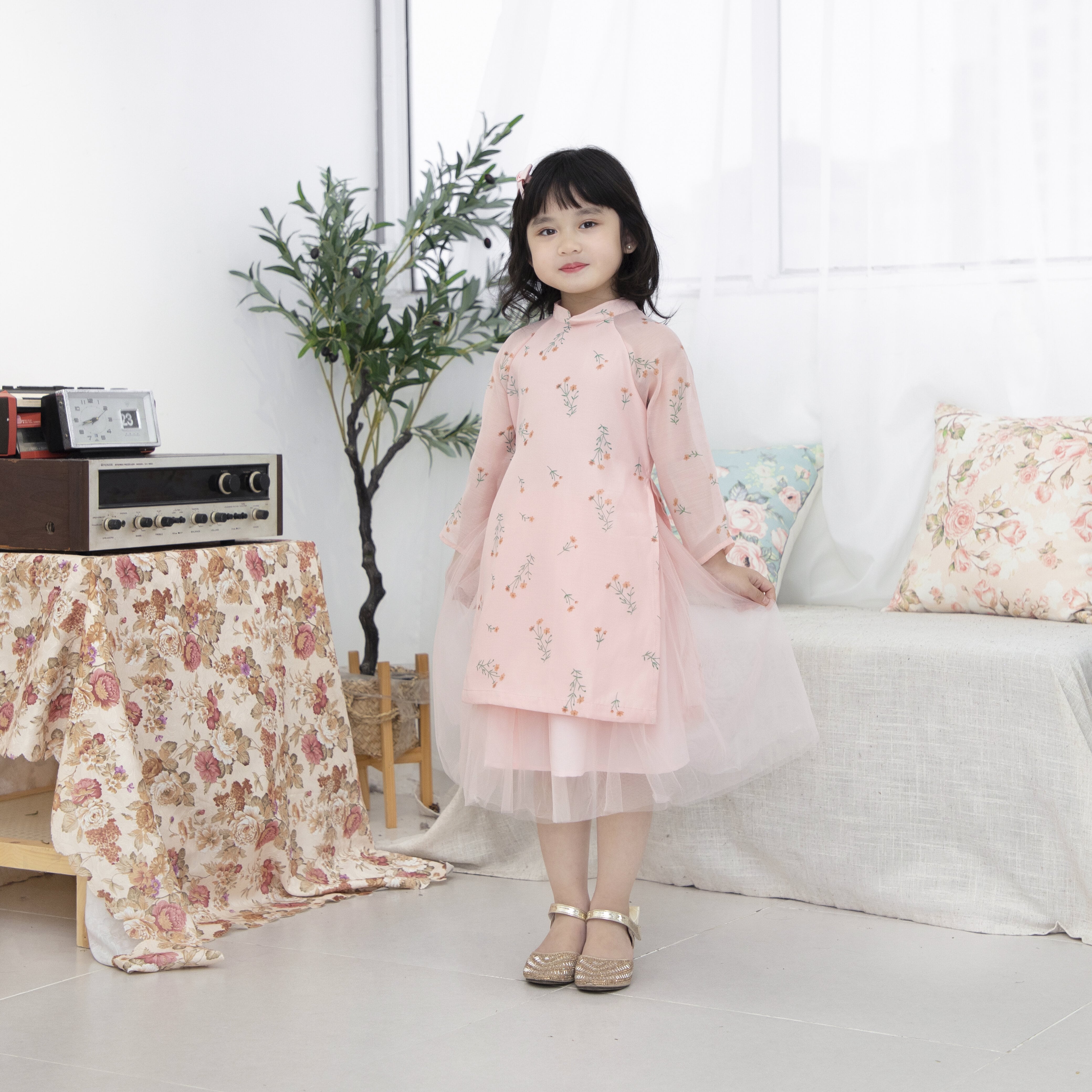 Set áo dài tơ hoa kèm chân váy tutu_thumbnail_2