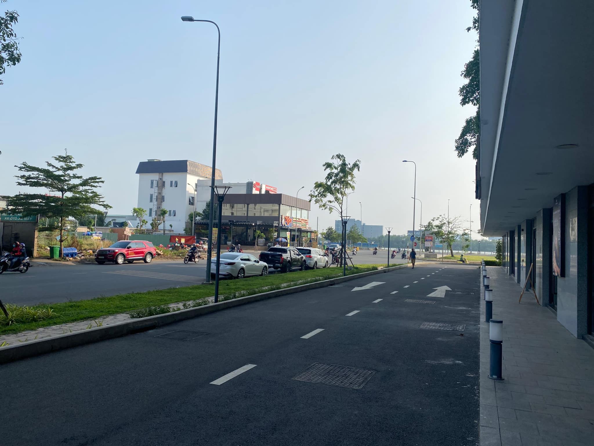 Shophouse One Verandah cửa chính hướng Tây Nam, bàn giao thô_thumbnail_3