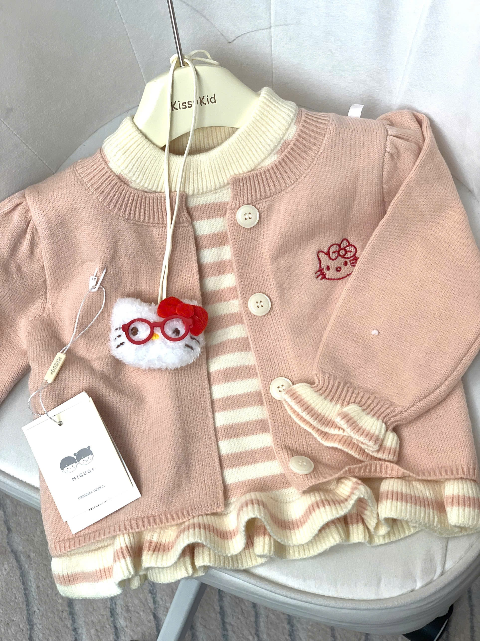 (M95) Áo len hồng 2 lớp thêu Kitty_thumbnail_0