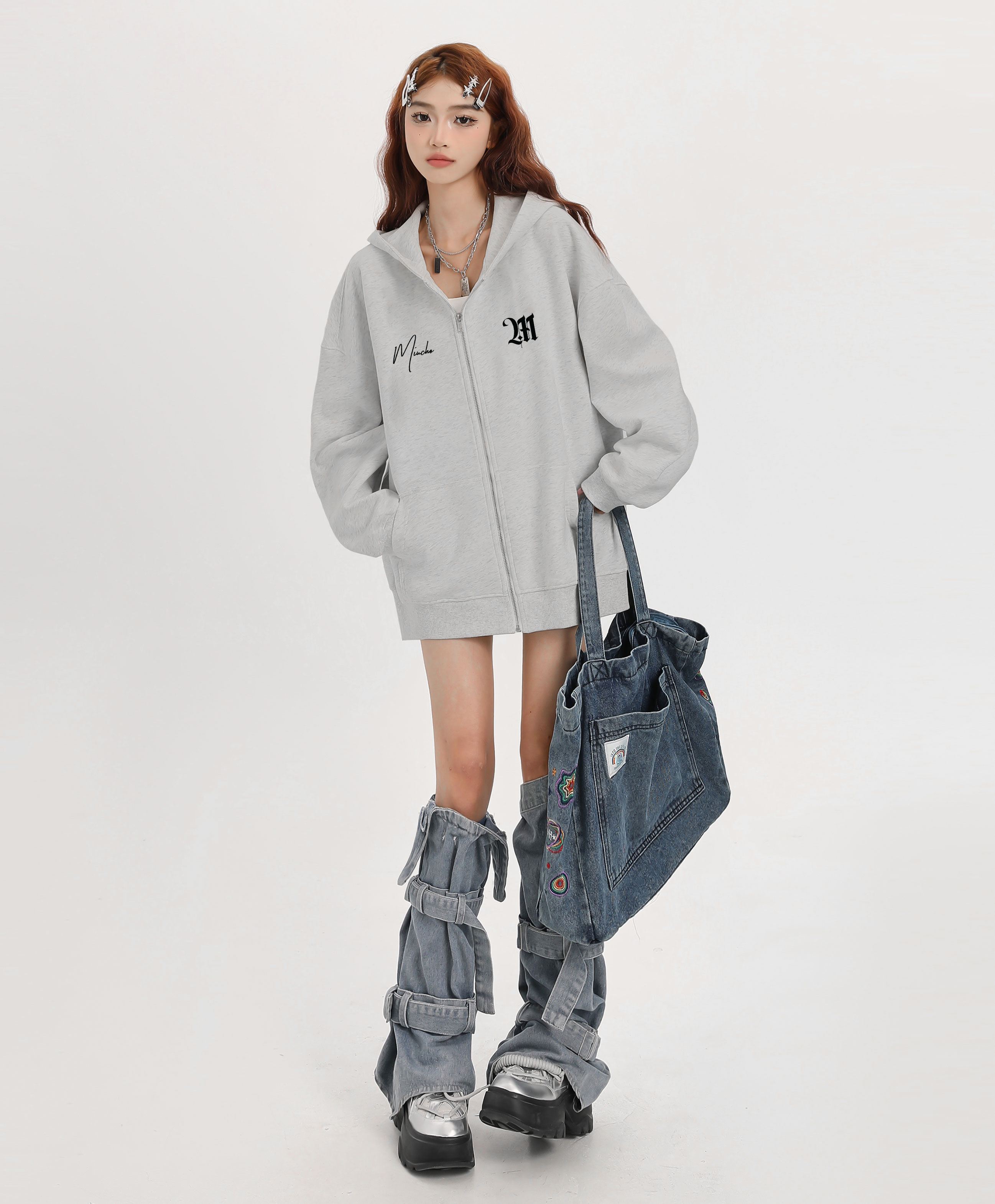 Áo hoodie zip local brand form rộng vải nỉ chân cua HZD1635 Miucho in typography_thumbnail_2