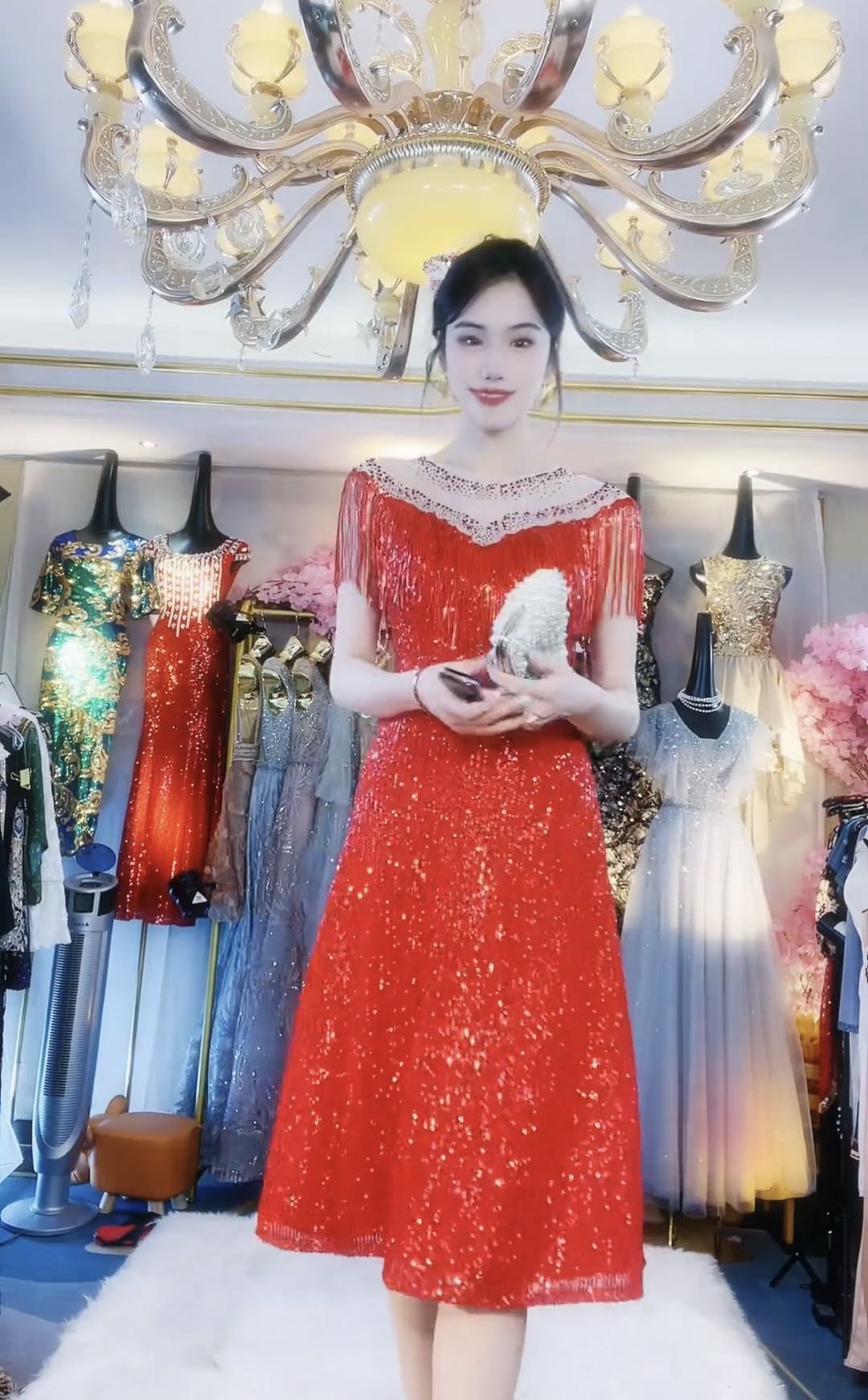 Đầm dạ hội dự tiệc kim sa lửng phối tua rua cao cấp