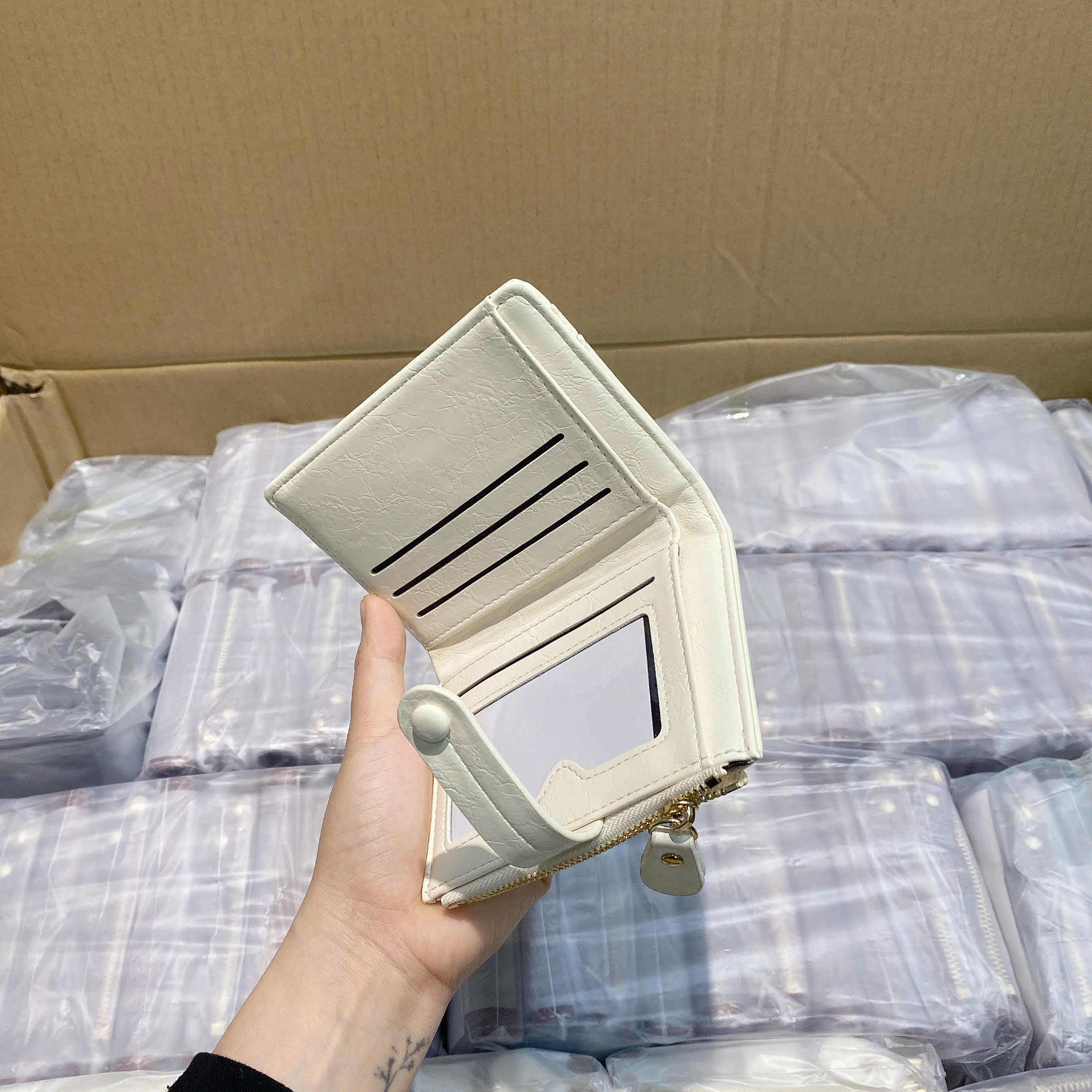 V1 VÍ 6 MÀU_thumbnail_18