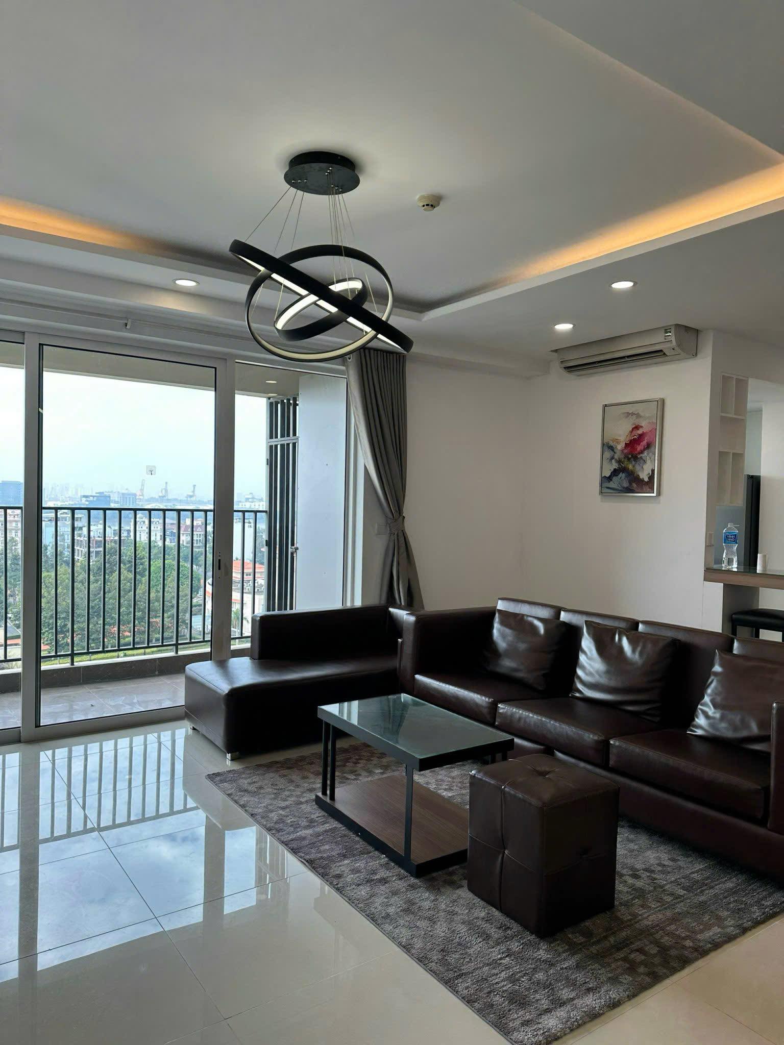 Vista Verde - Sang nhượng căn hộ chung cư 3PN cao cấp, view sông