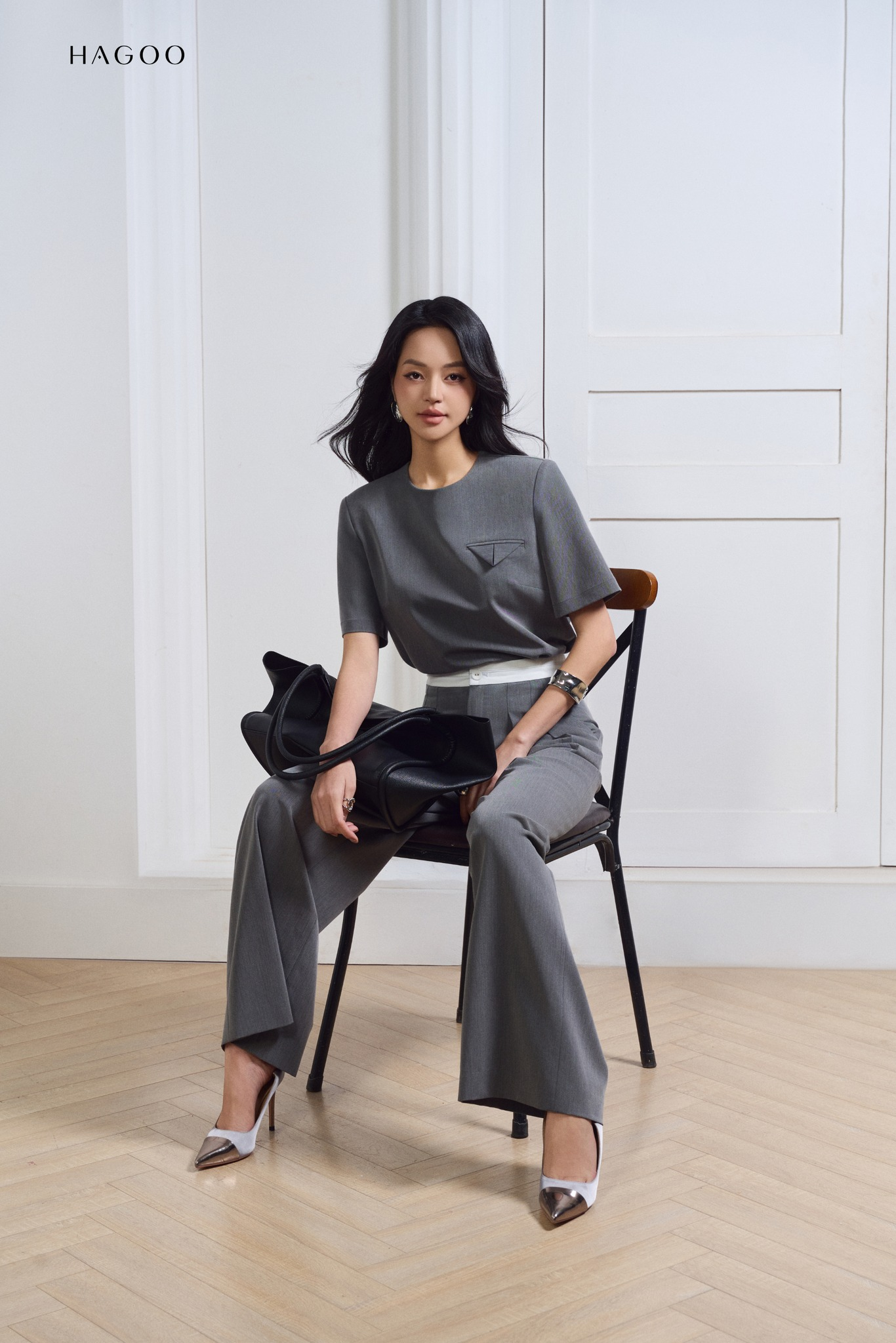 Set Áo cổ tròn quần phối trắng HAGOO