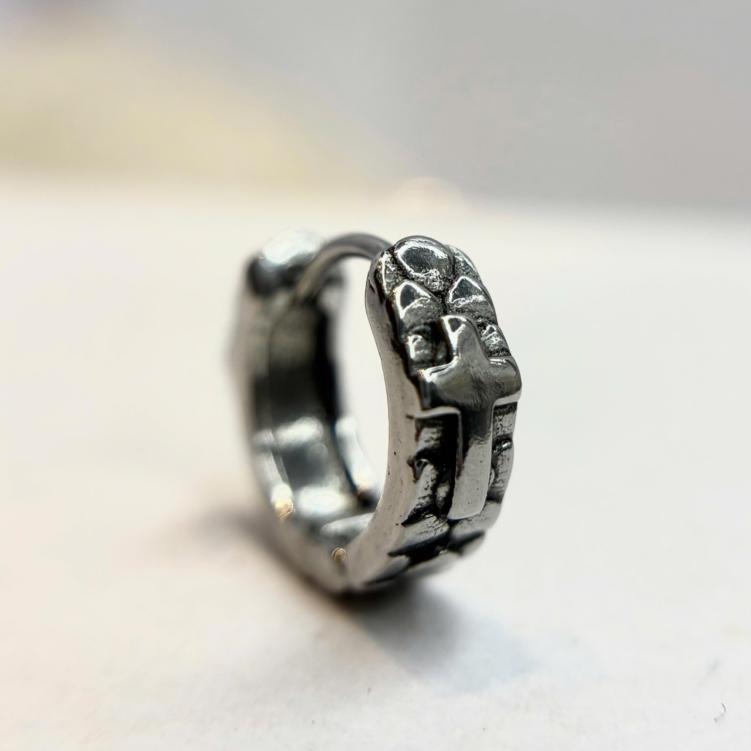 Khuyên vòng kiểu vẩy thánh giá_thumbnail_3