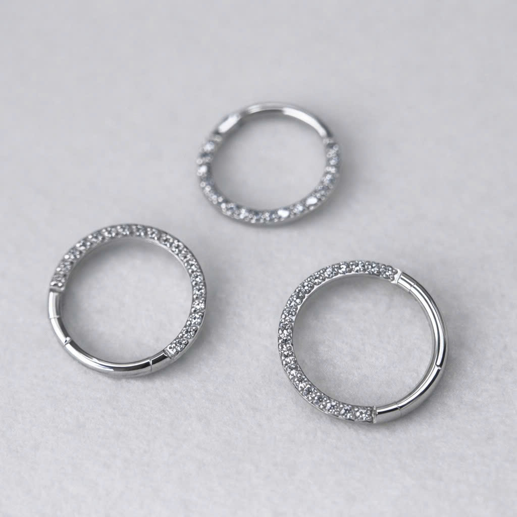 Daith nửa vòng kim cương 8mm