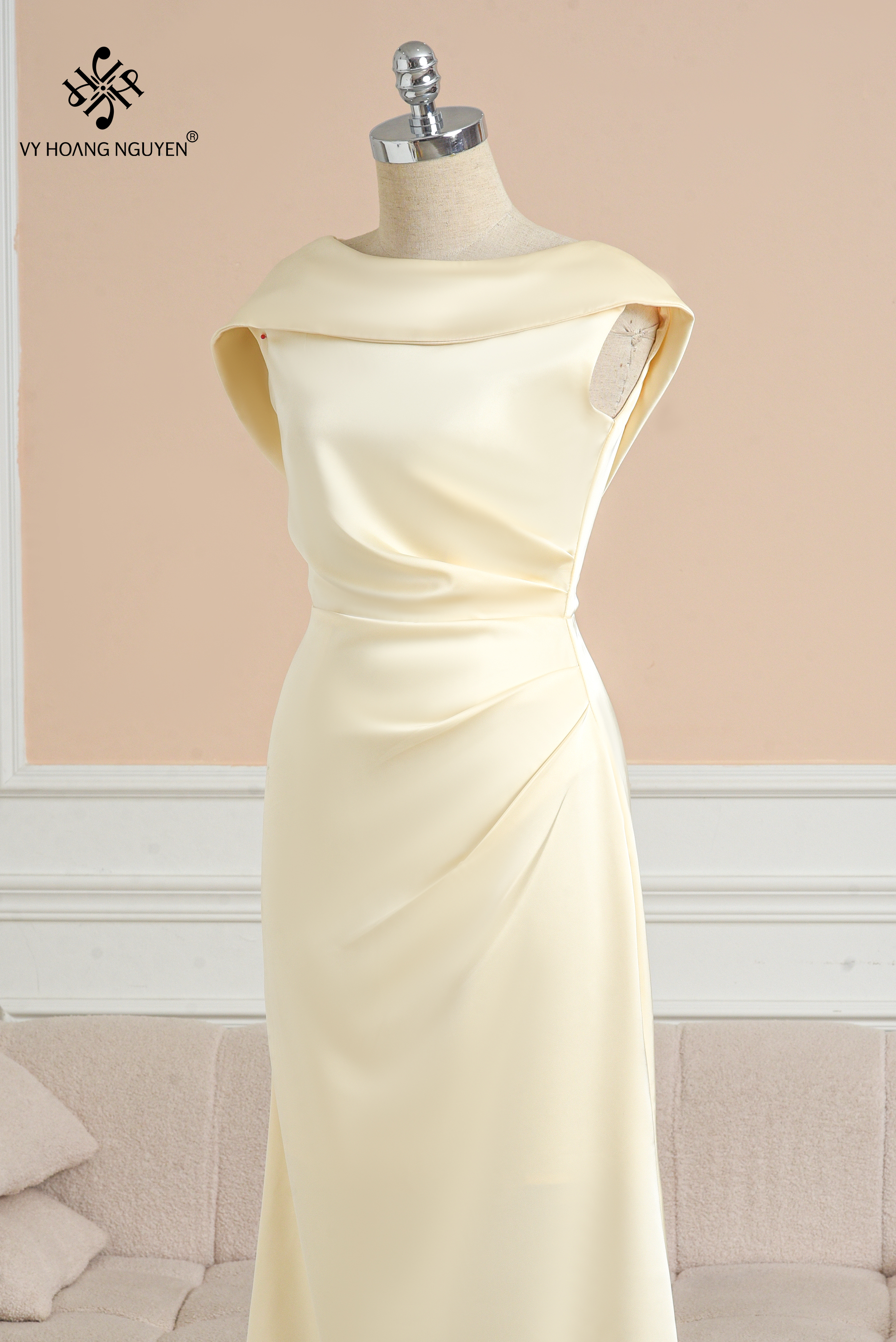 Đầm Lụa Đuôi Cá Trùm Vai Lệch_thumbnail_2