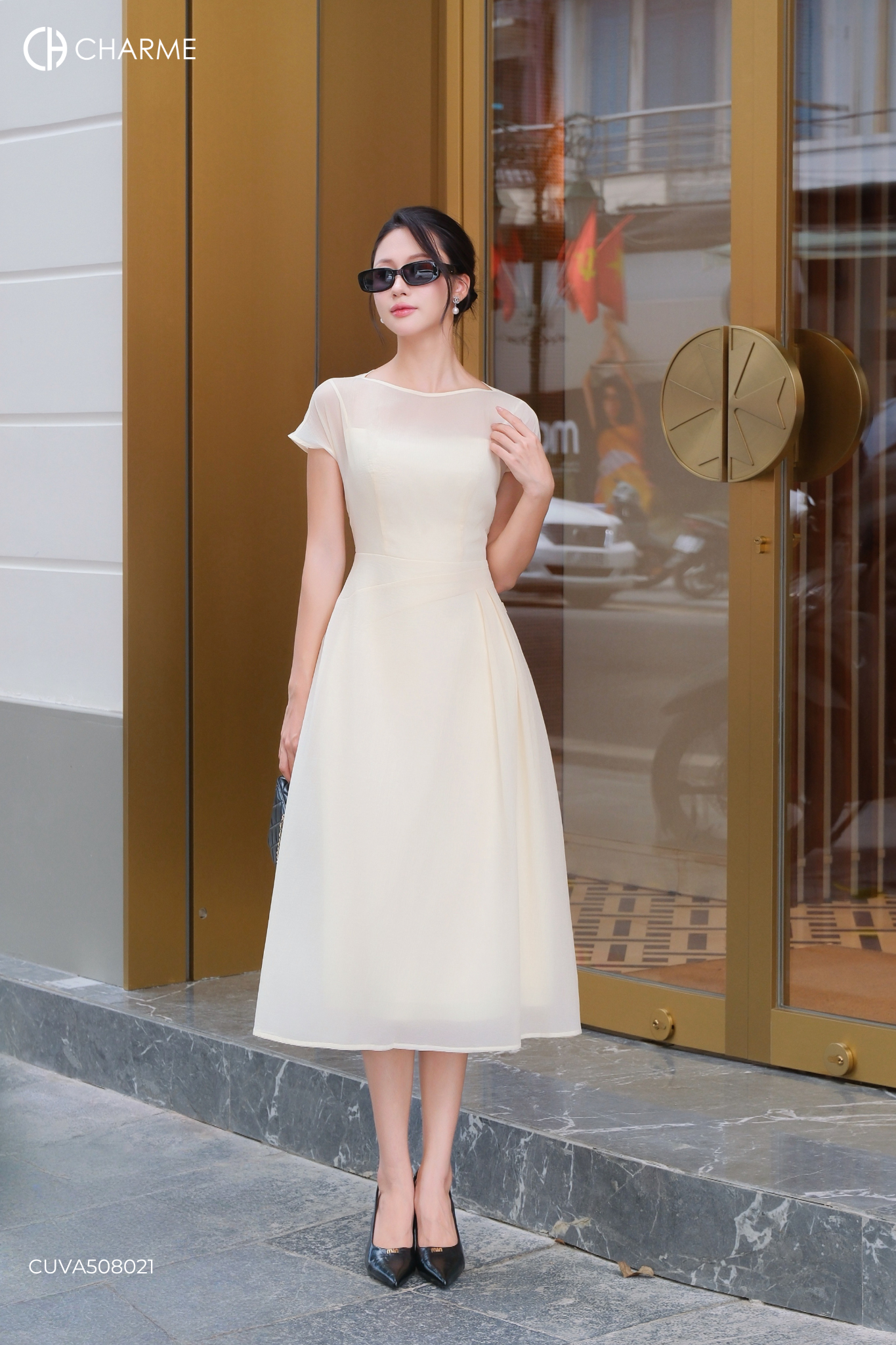 Váy cổ thuyền dáng xòe_thumbnail_1