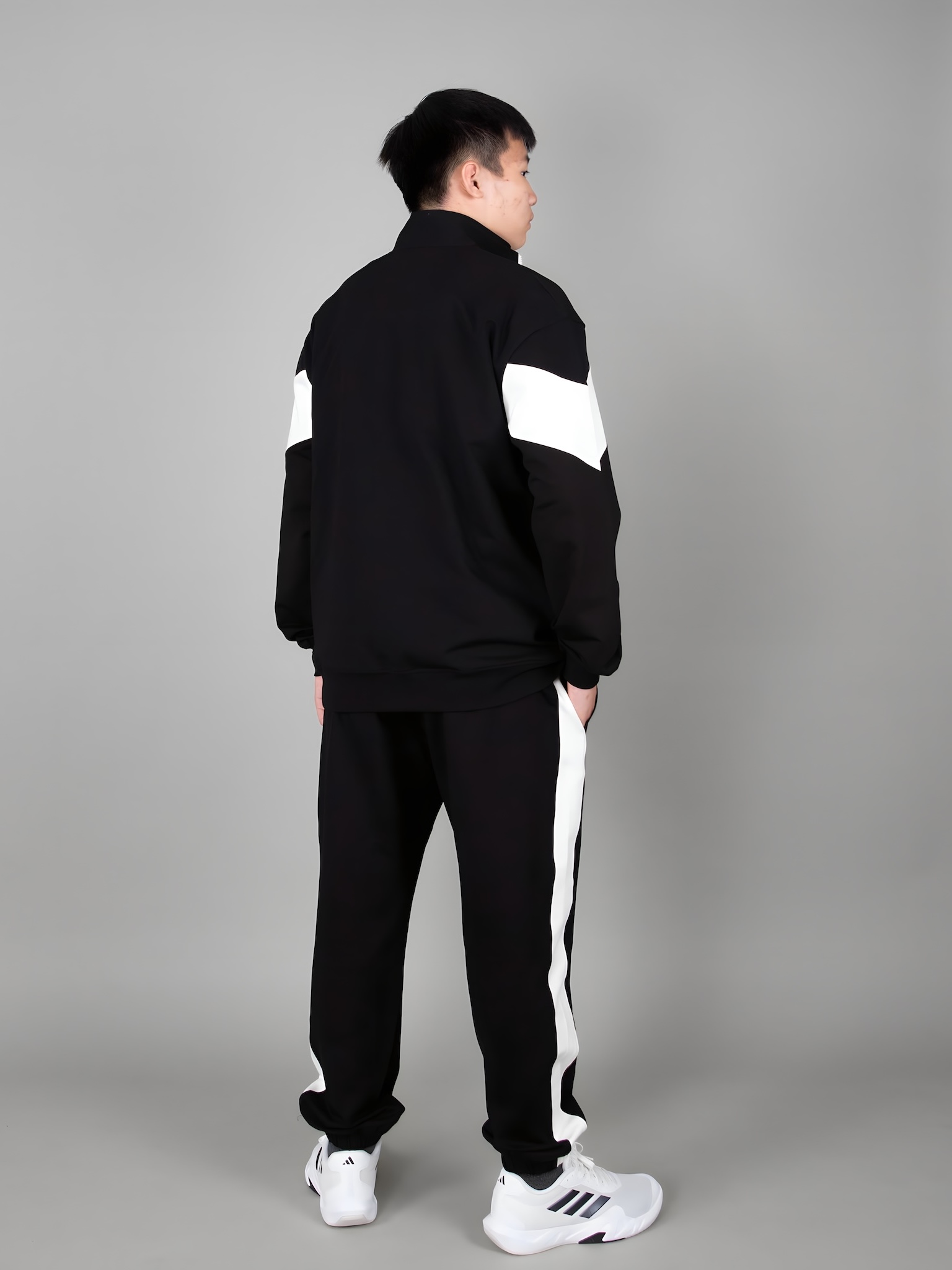 Áo khoác nỉ đen phối sọc trắng_thumbnail_5